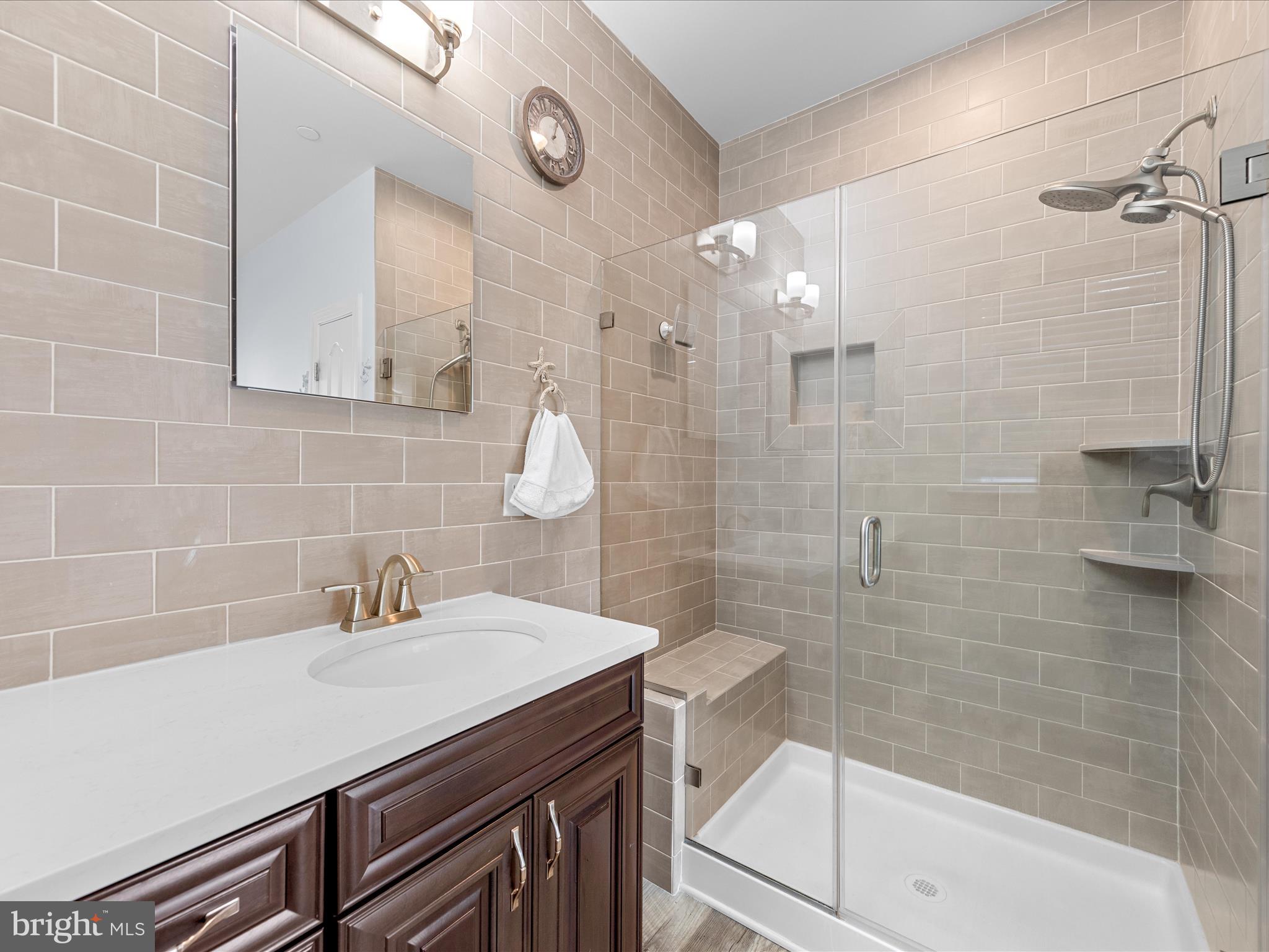 SUNSET HARBOUR - Residential