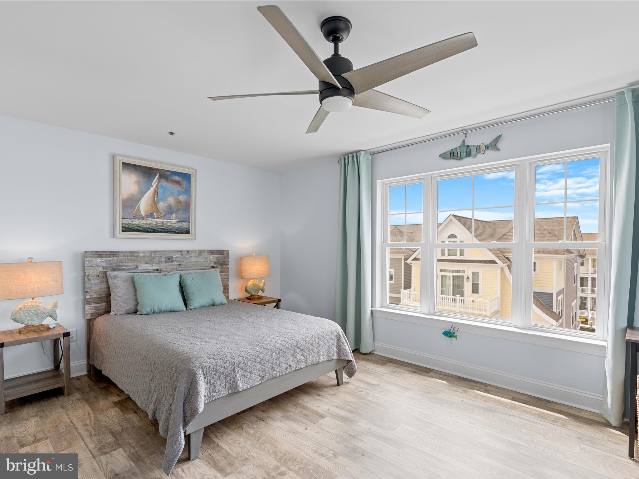 SUNSET HARBOUR - Residential