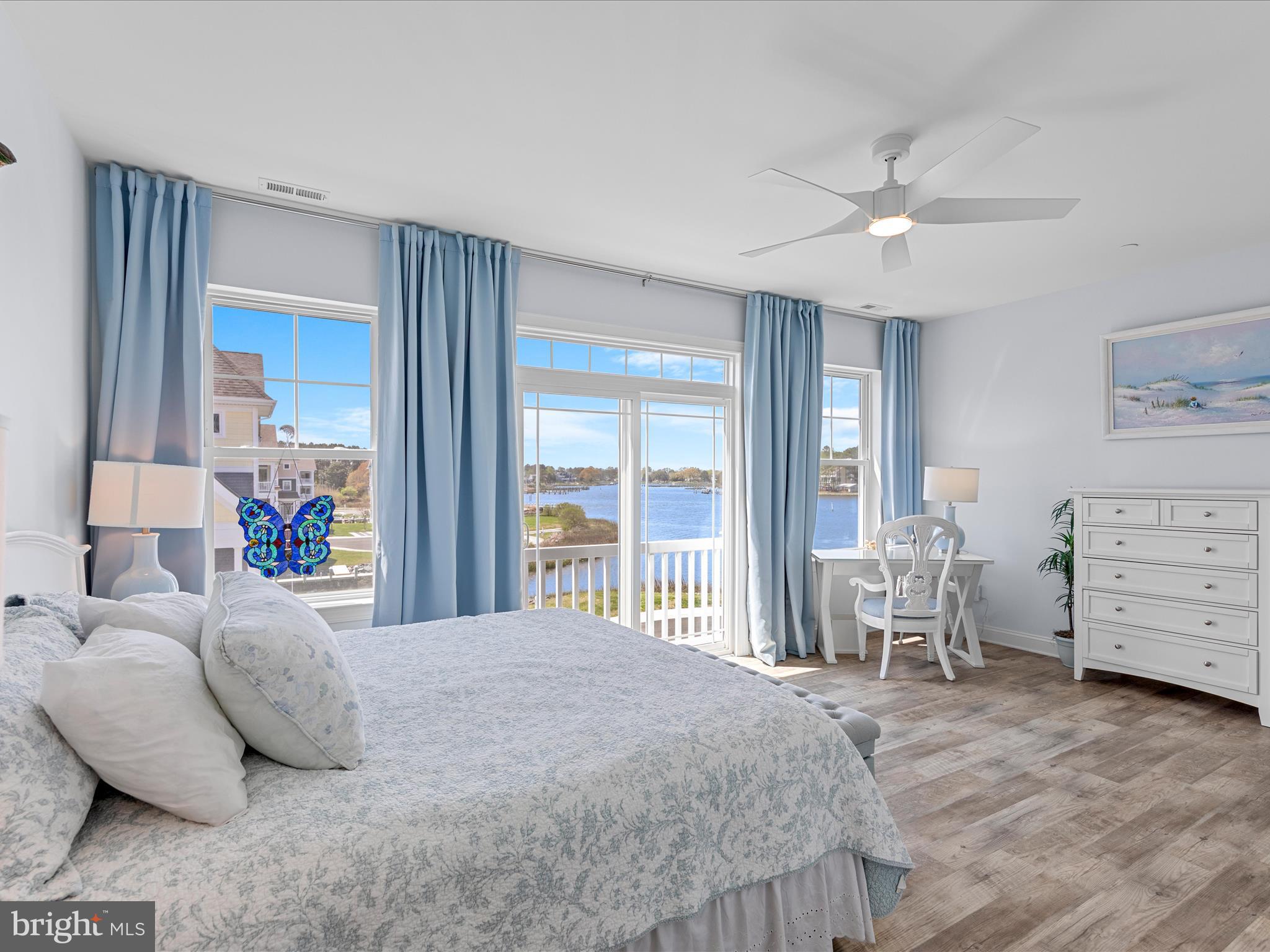 SUNSET HARBOUR - Residential