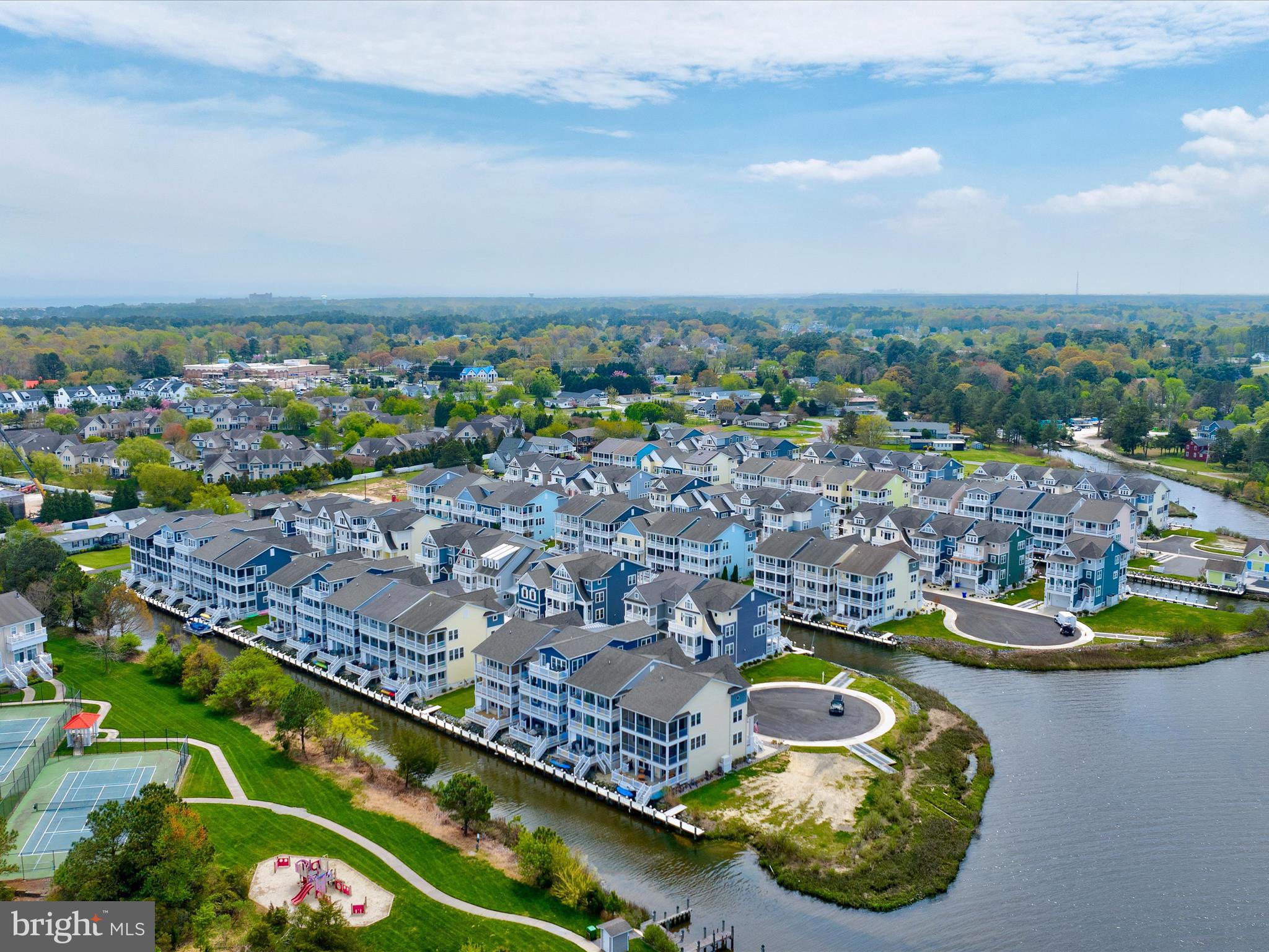 SUNSET HARBOUR - Residential