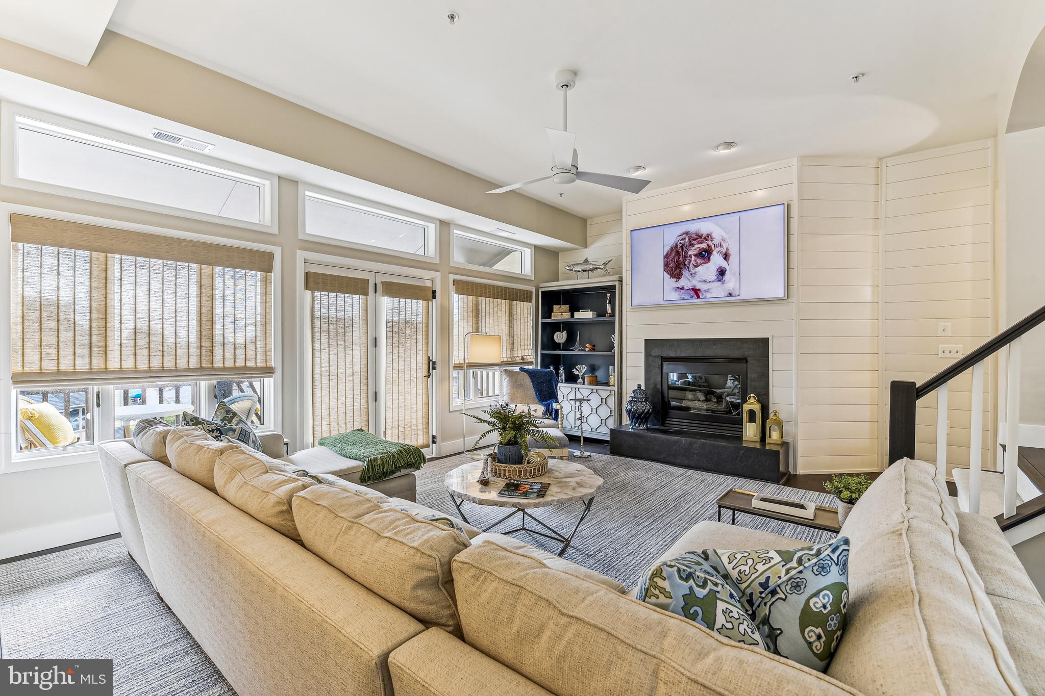 CHESAPEAKE HARBOUR - Residential