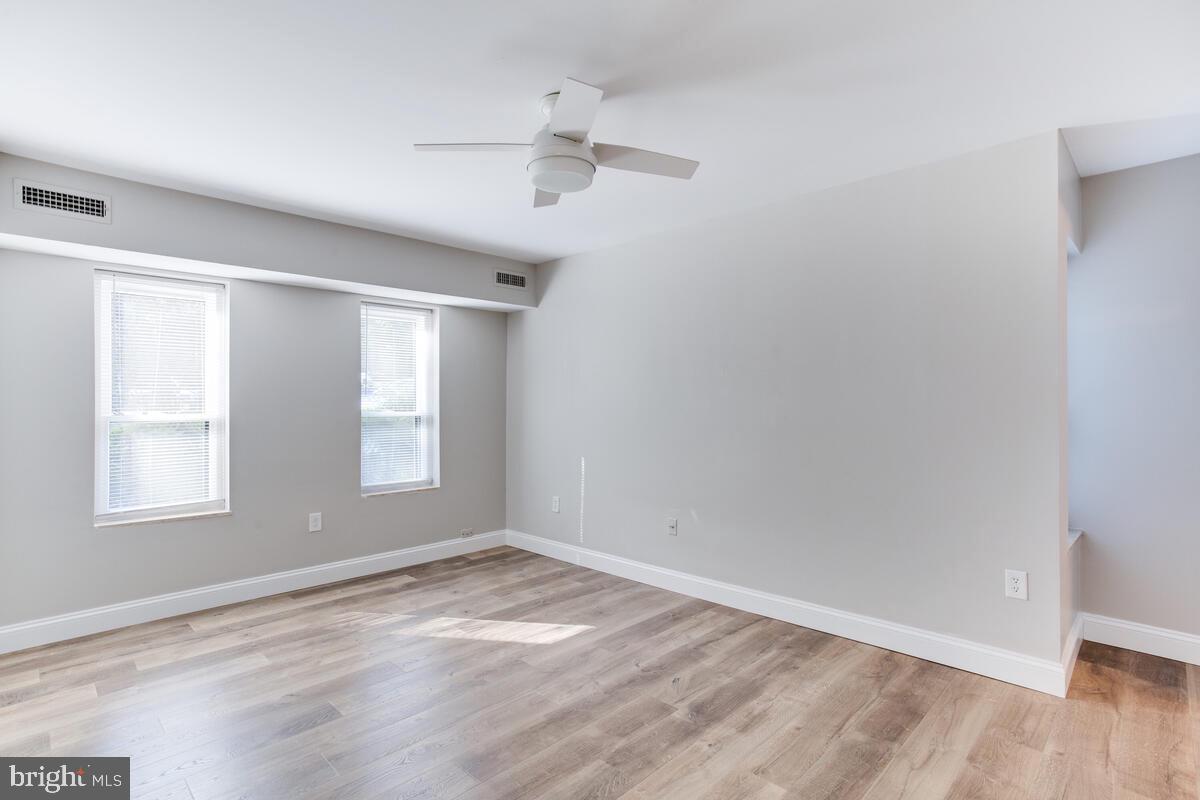 MARINERS COVE - Residential Lease