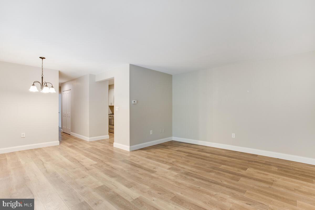 MARINERS COVE - Residential Lease