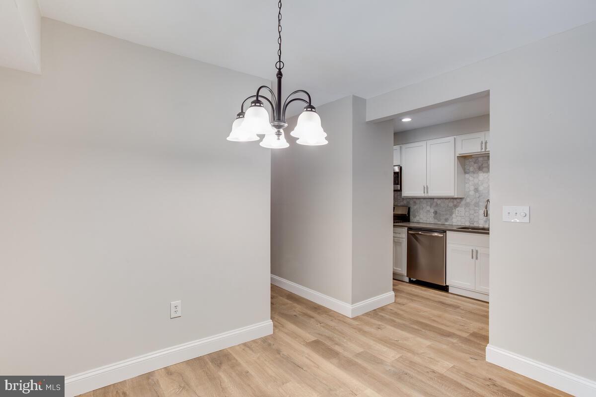 MARINERS COVE - Residential Lease
