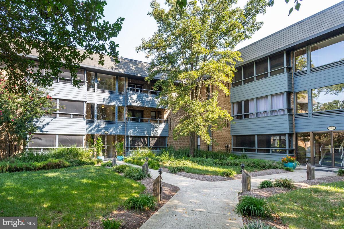MARINERS COVE - Residential Lease