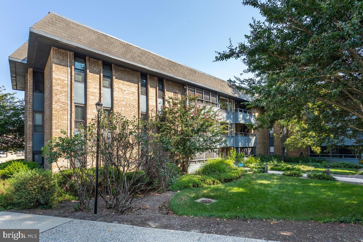 MARINERS COVE - Residential Lease