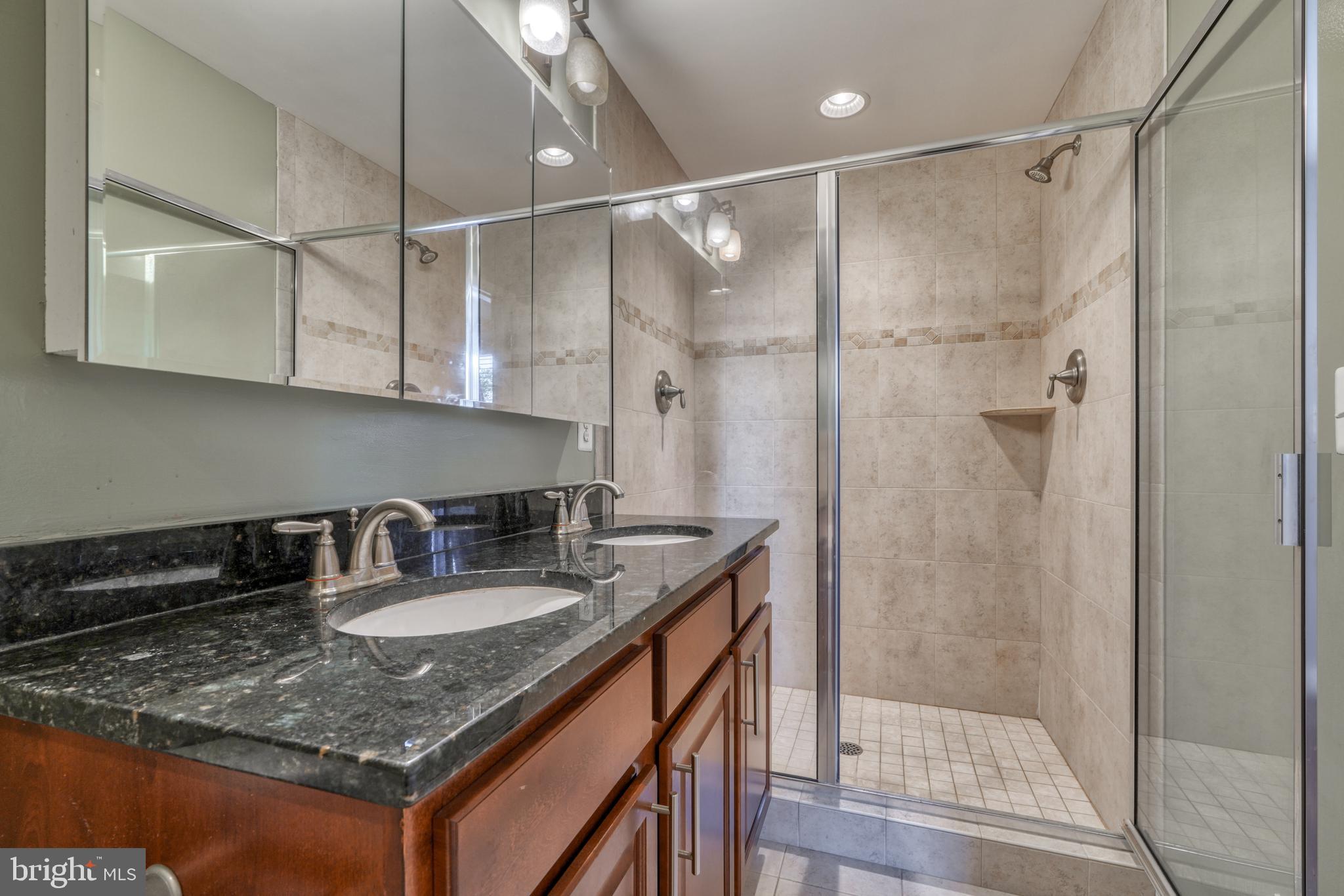 FEDERAL HILL HISTORIC DISTRICT - Residential Lease