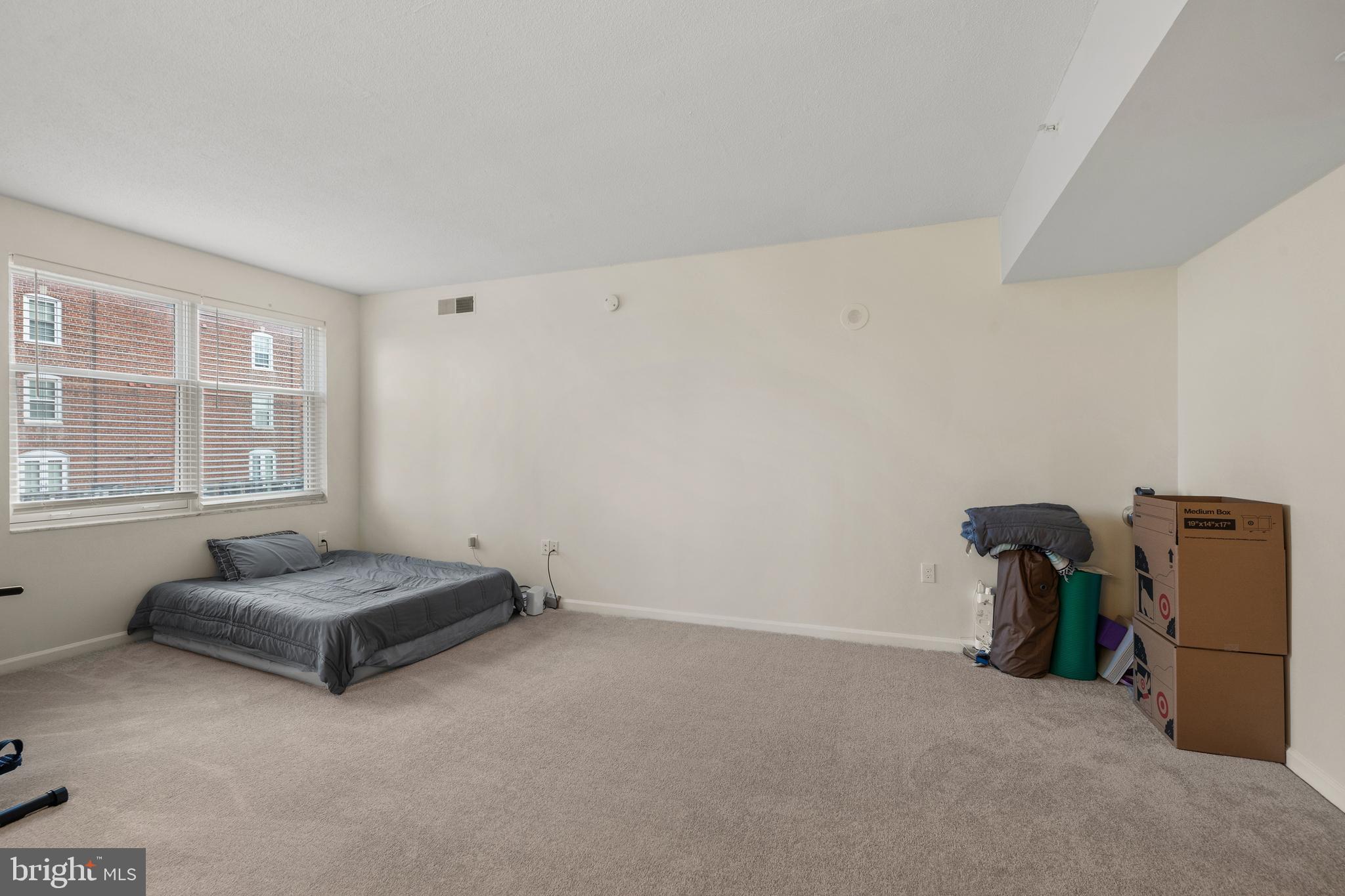 THE COLONNADE - Residential