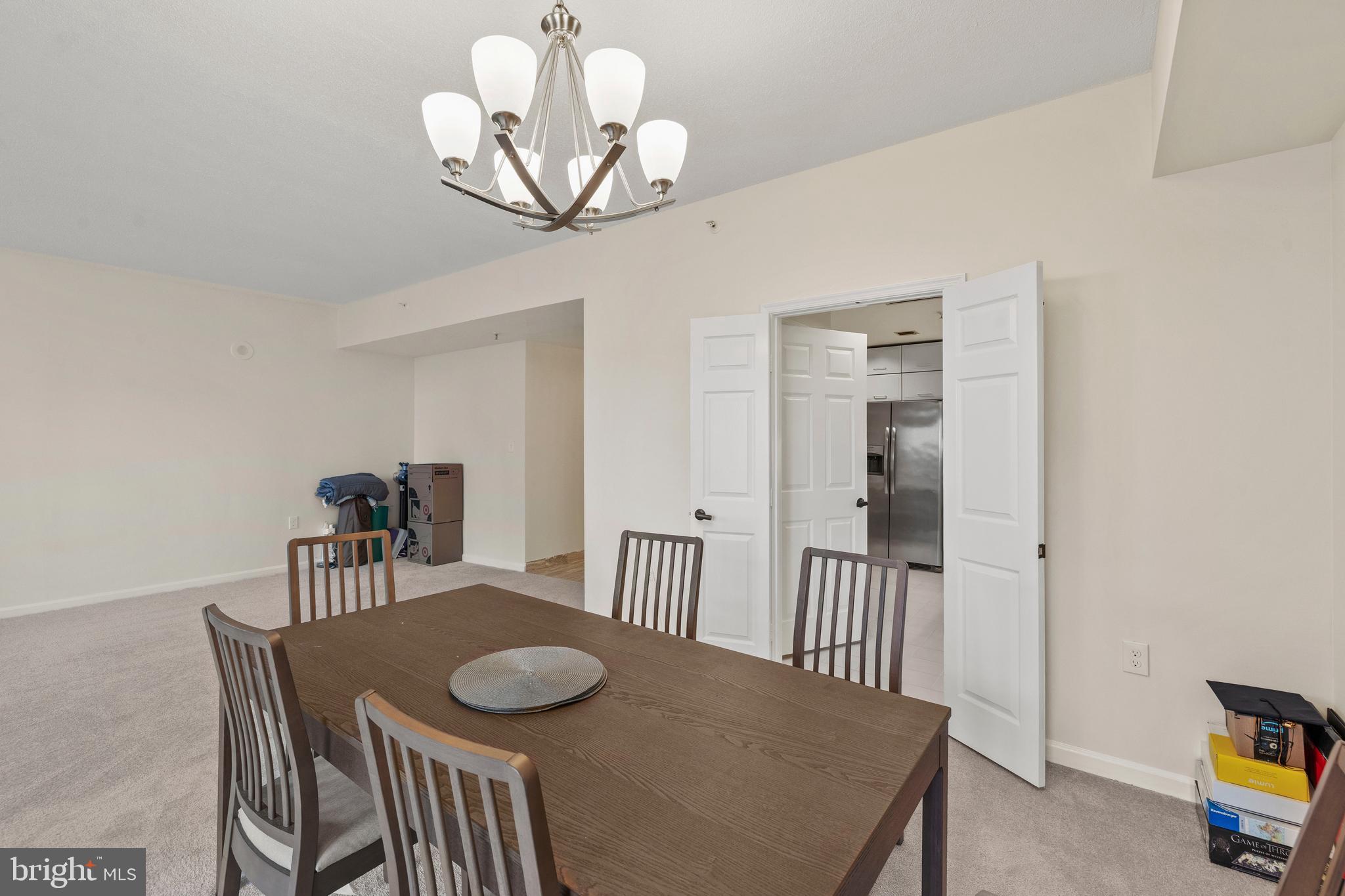 THE COLONNADE - Residential