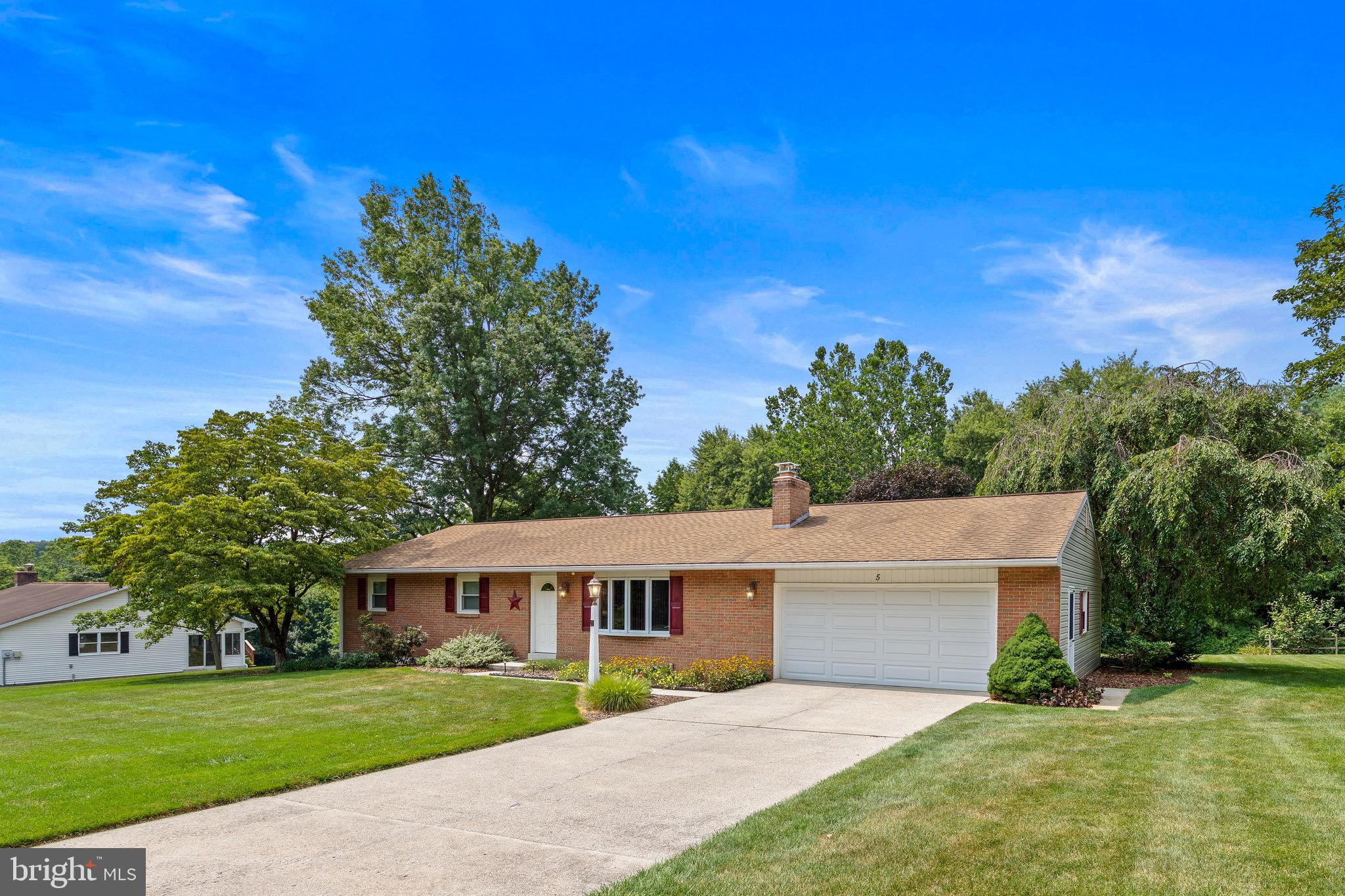 5 DIANNA DRIVE