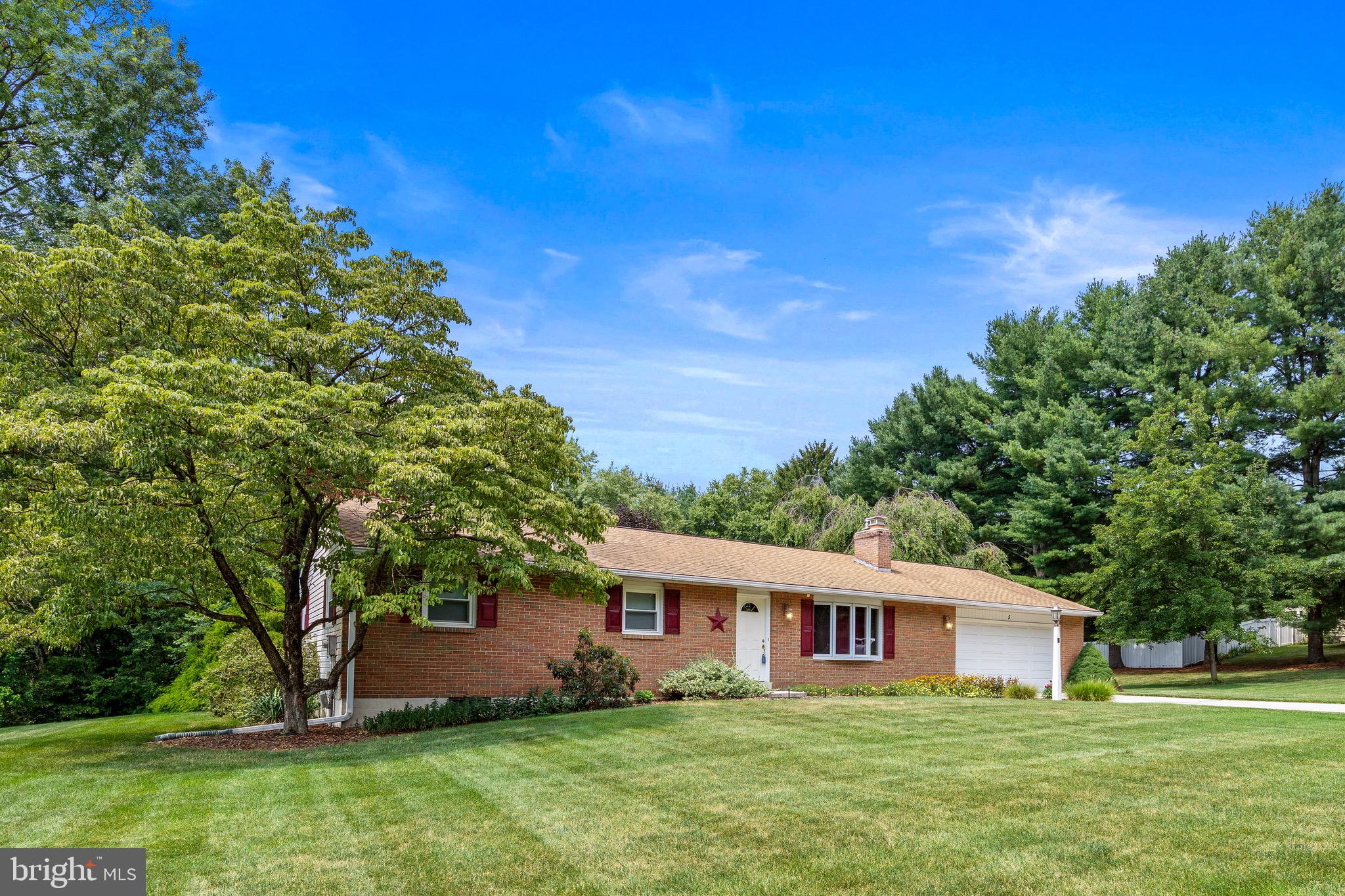 5 DIANNA DRIVE