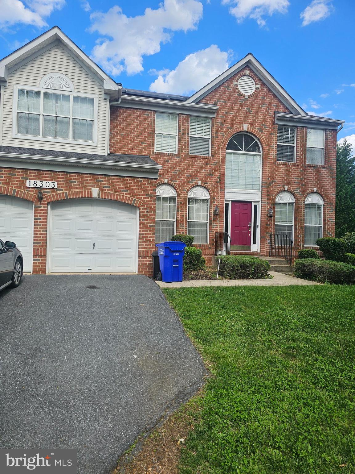 KINGS CROSSING - Residential Lease