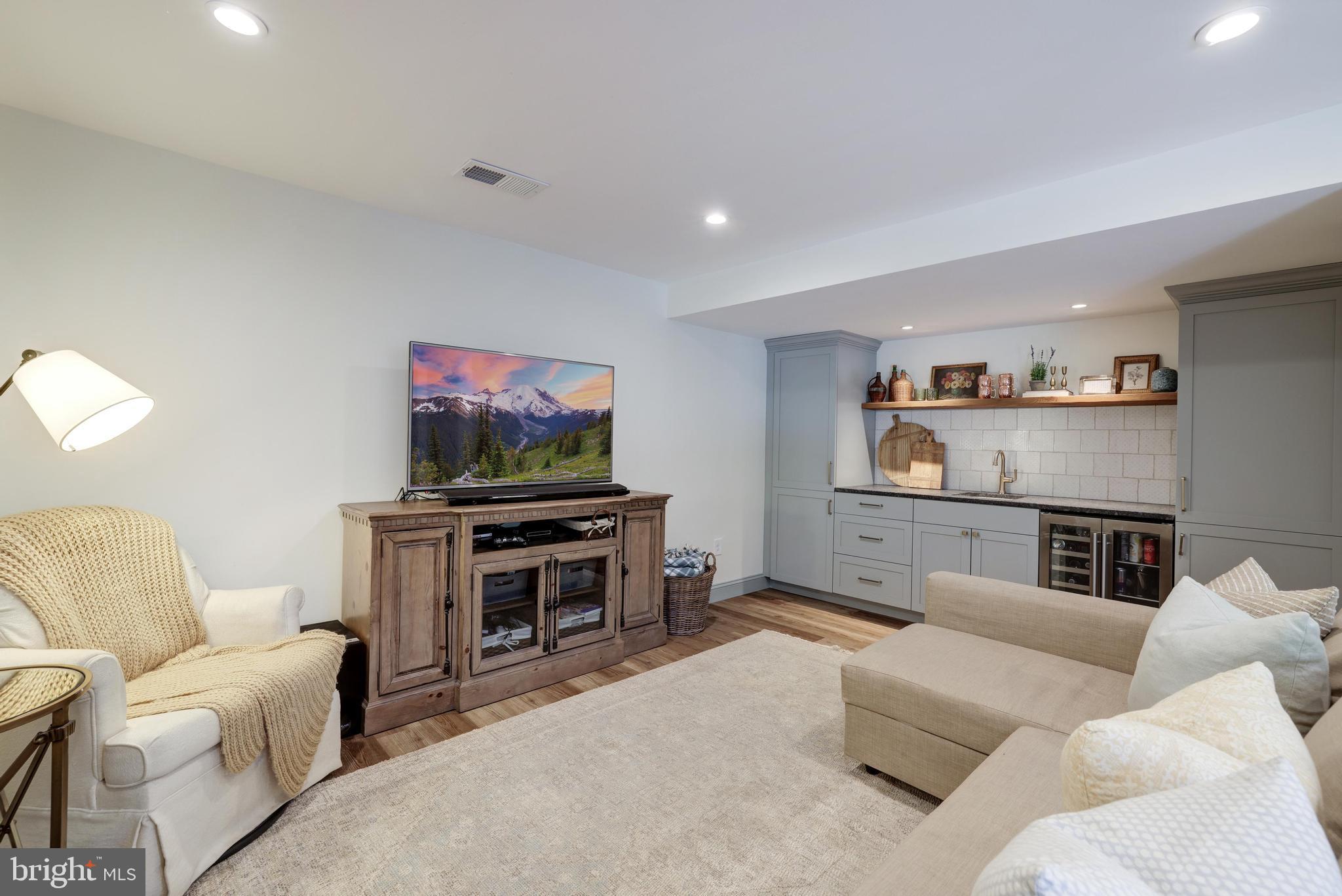 GREAT FALLS MEADOWS - Residential