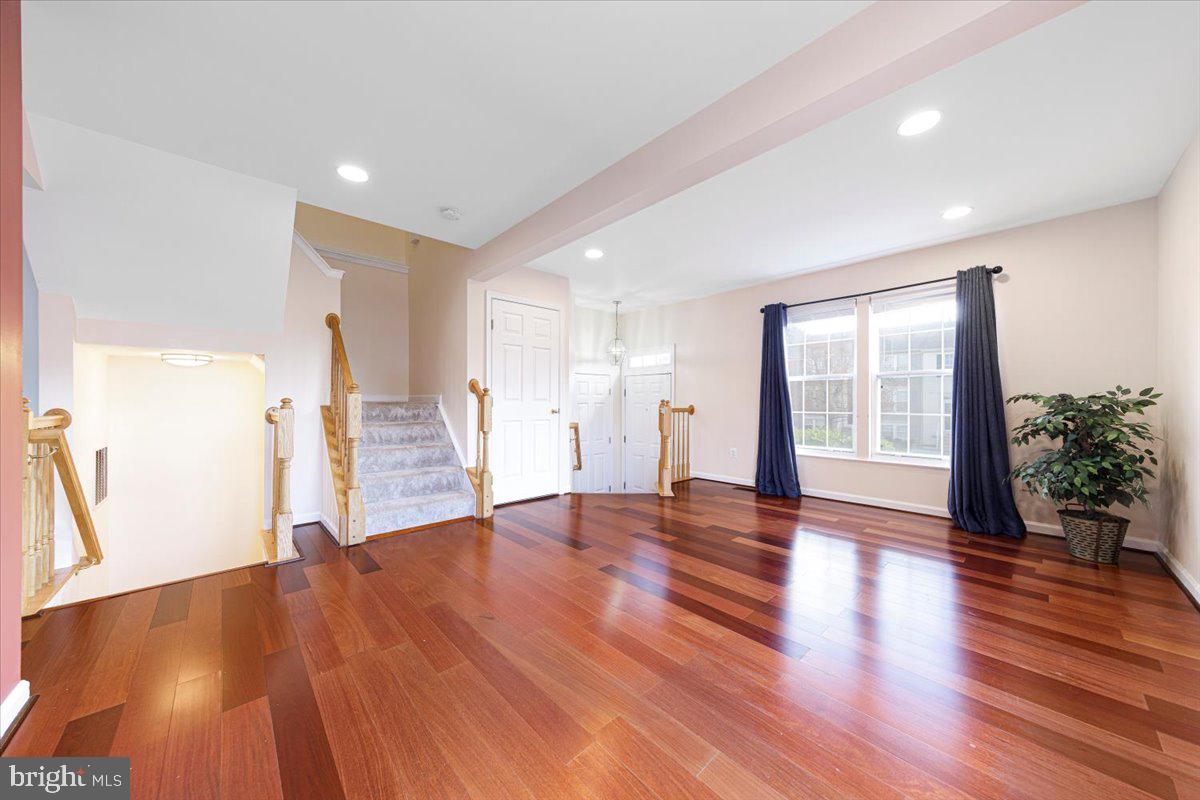 GREENWOOD - Residential Lease