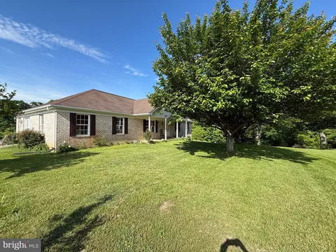 1510 E Refuge Church Road, Stephens City, VA MLS: VAFV2034088