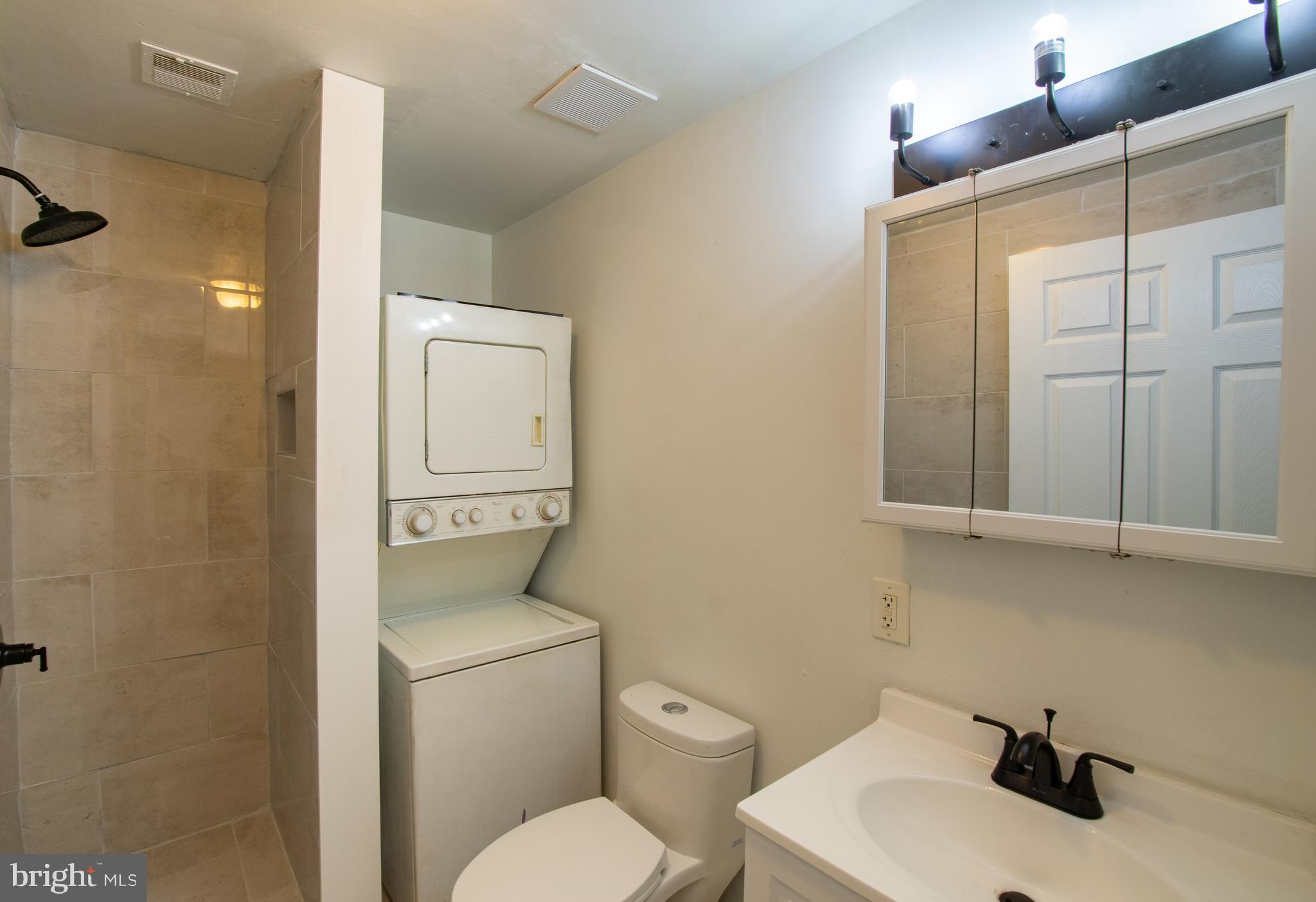 POWELTON VILLAGE - Residential Lease