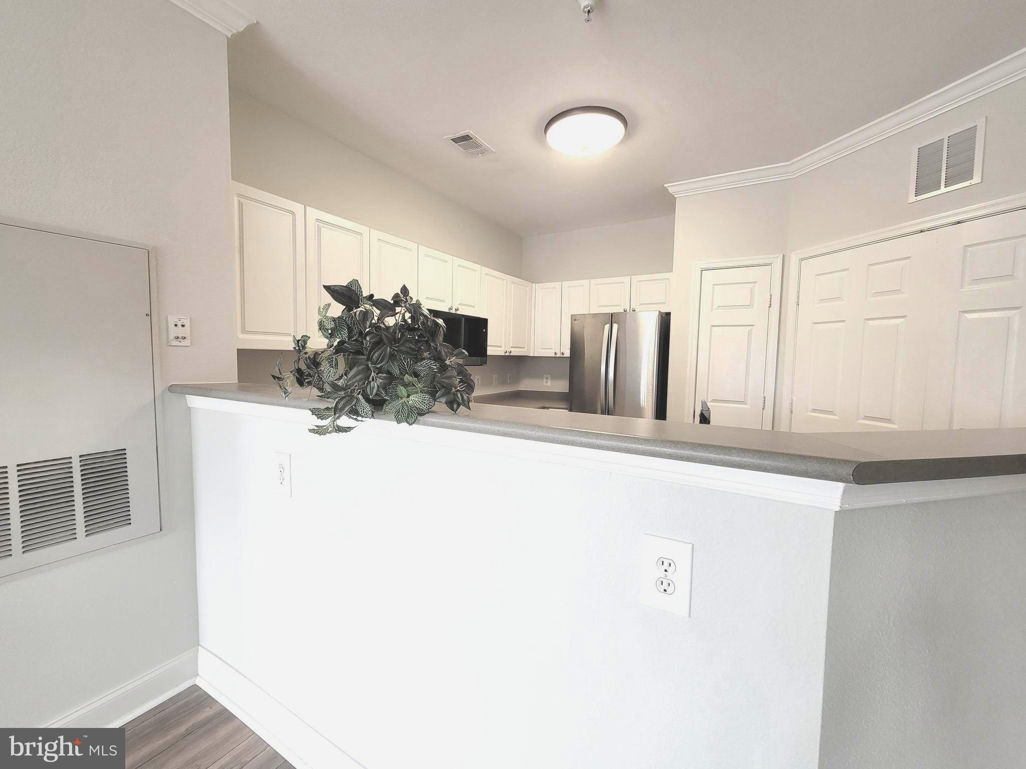 HIGH POINT AT JEFFERSON PARK - Residential