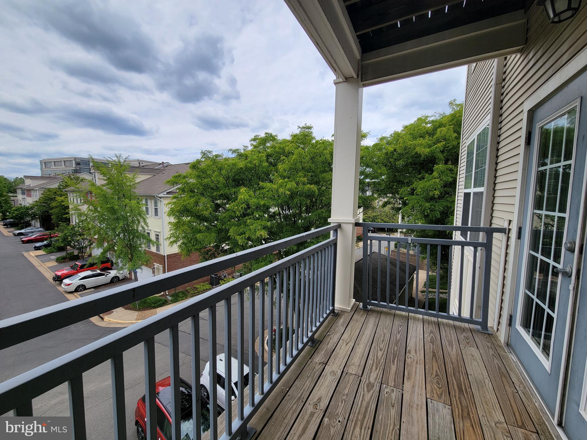 HIGH POINT AT JEFFERSON PARK - Residential