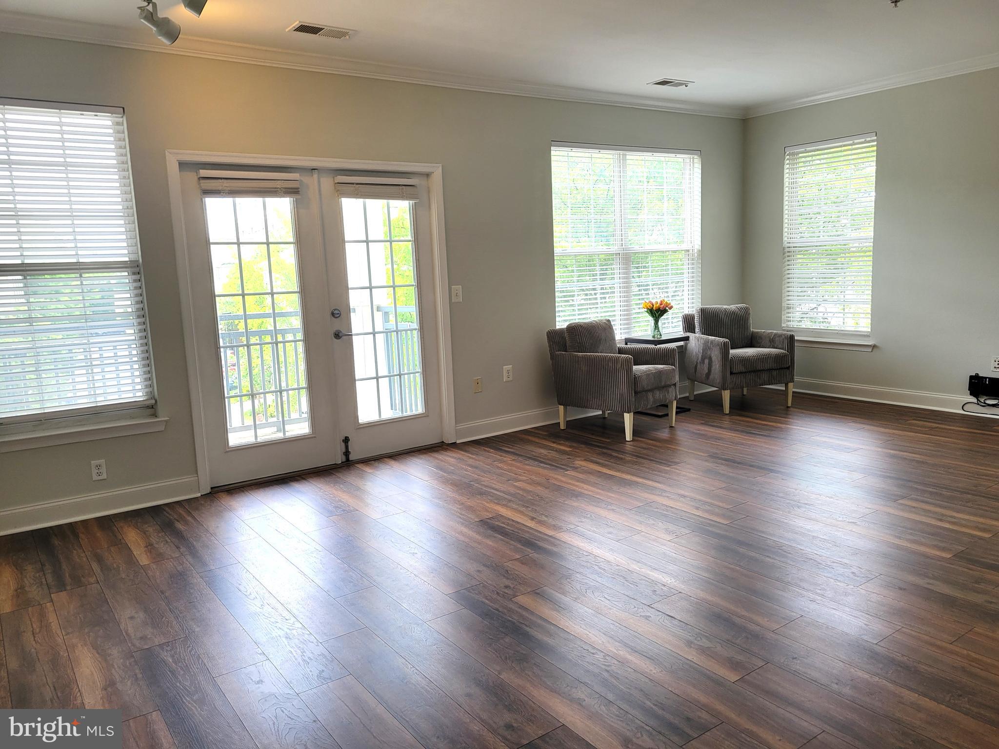 HIGH POINT AT JEFFERSON PARK - Residential