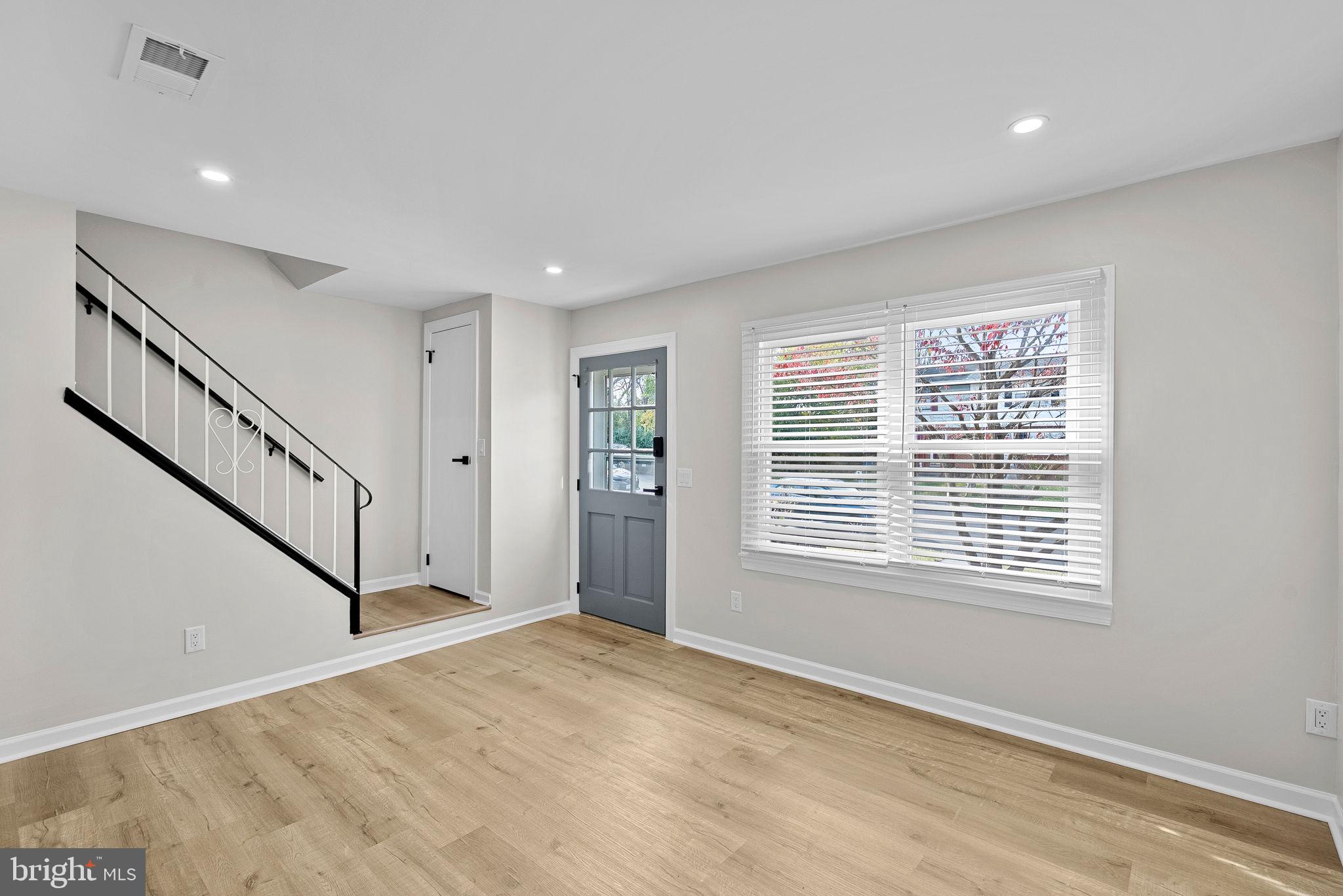 BATTLETOWN - Residential Lease