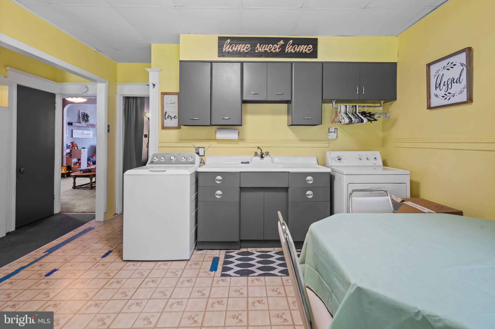 SHENANDOAH HEIGHTS - Residential