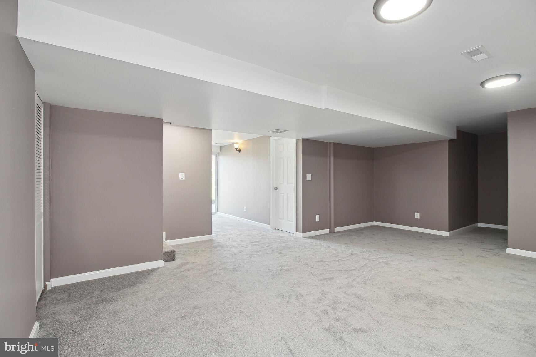 RANDALLSTOWN - Residential