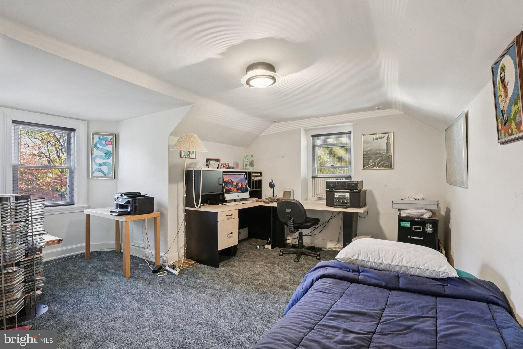 ELKINS PARK - Residential