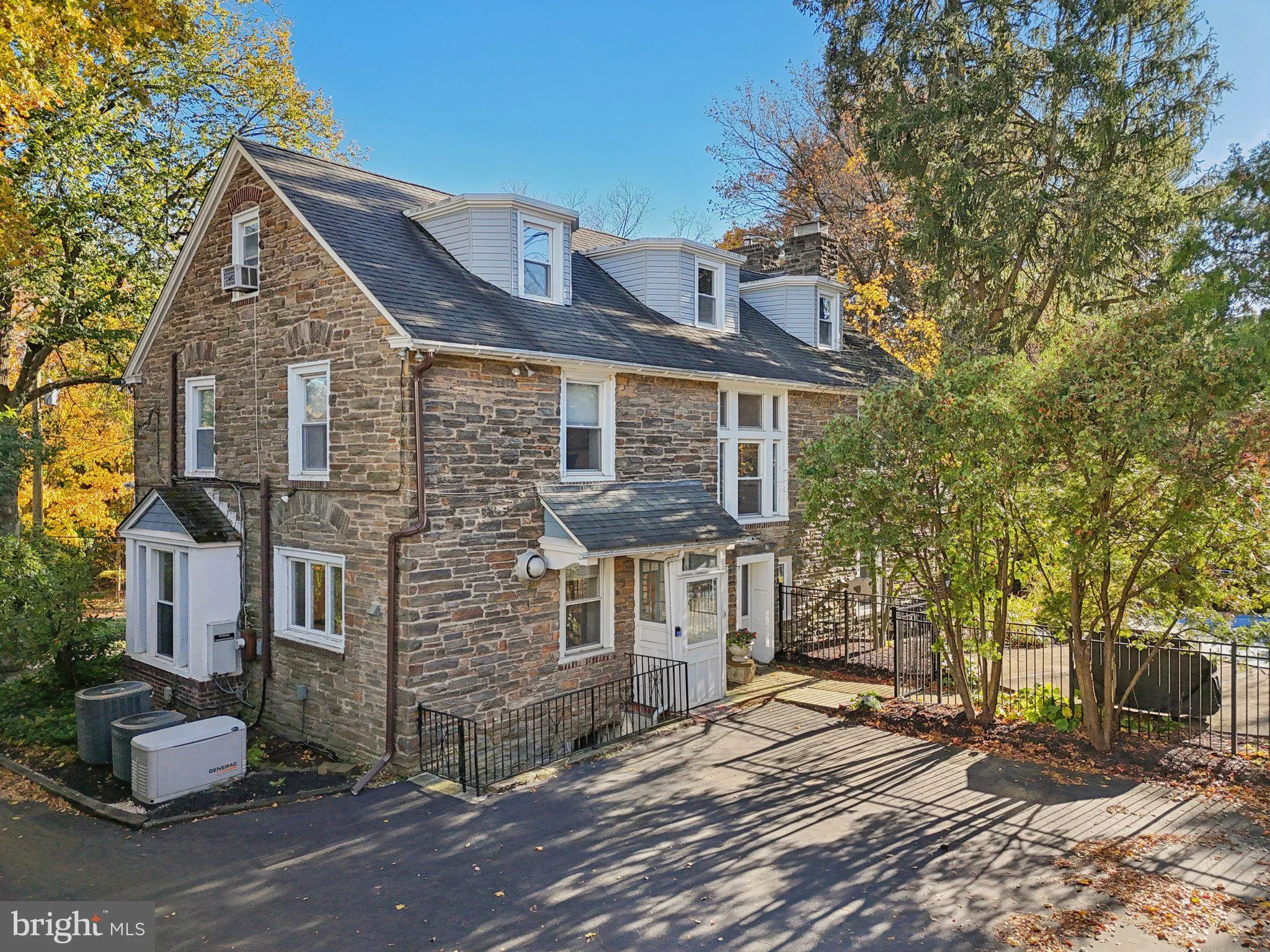 Elkins Park, Pennsylvania 19027, United States, 5 Bedrooms Bedrooms, ,4 BathroomsBathrooms,Residential,Coming Soon,240431