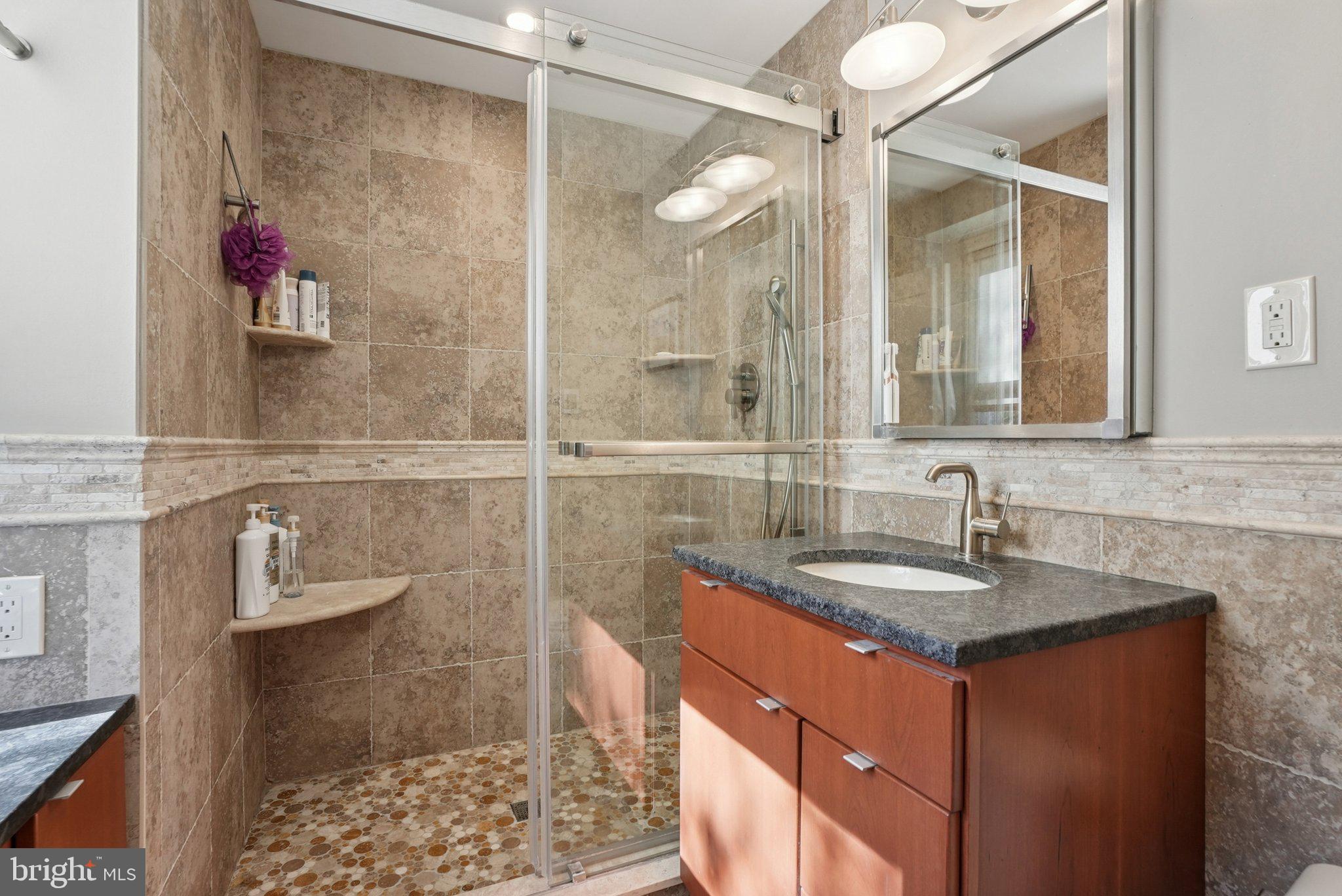 ELKINS PARK - Residential