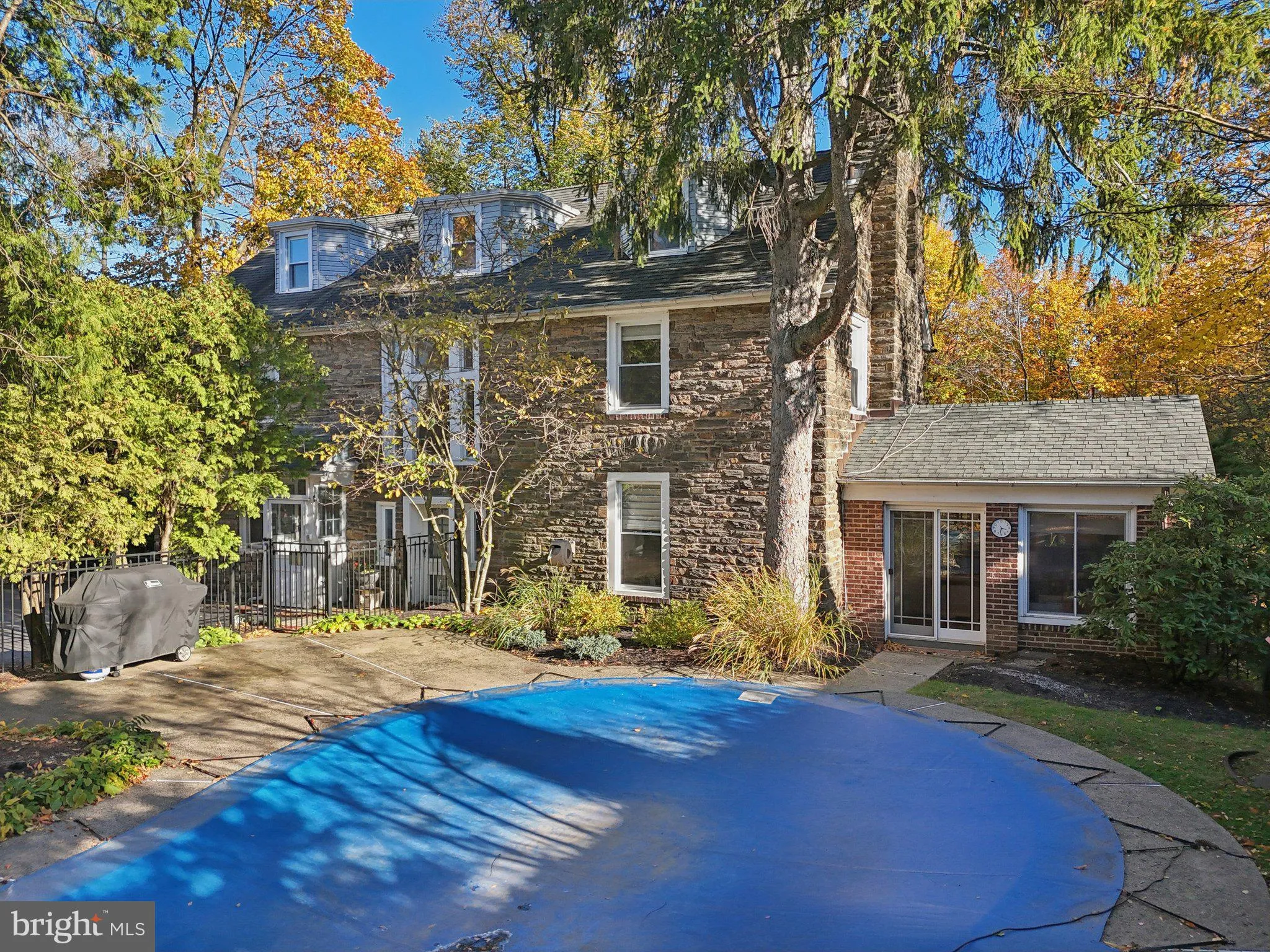 Elkins Park, Pennsylvania 19027, United States, 5 Bedrooms Bedrooms, ,4 BathroomsBathrooms,Residential,Coming Soon,240431