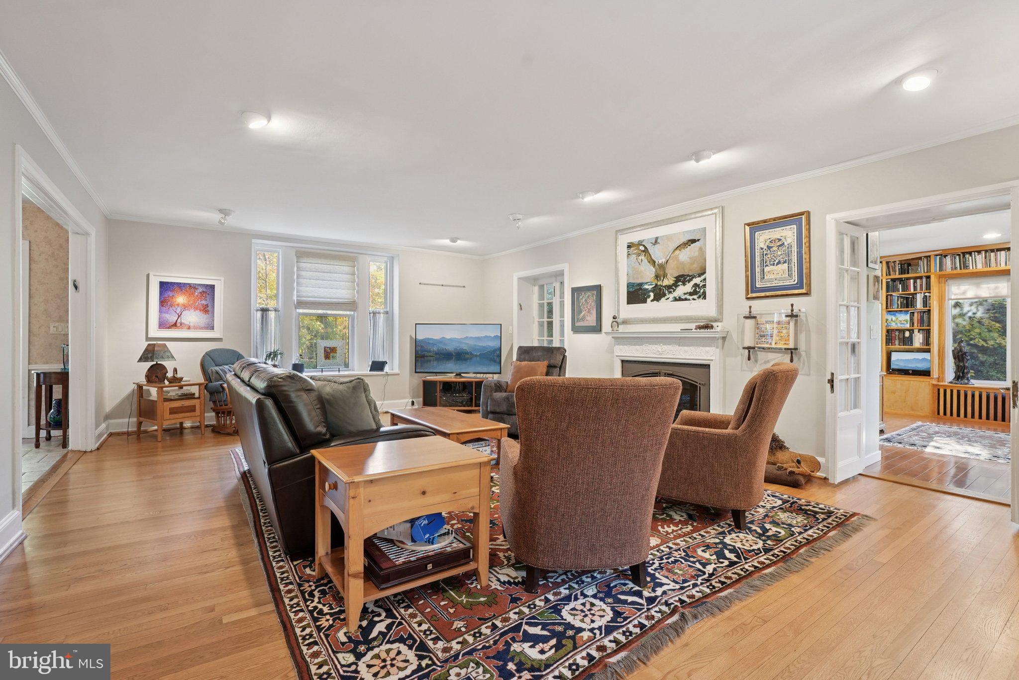 ELKINS PARK - Residential