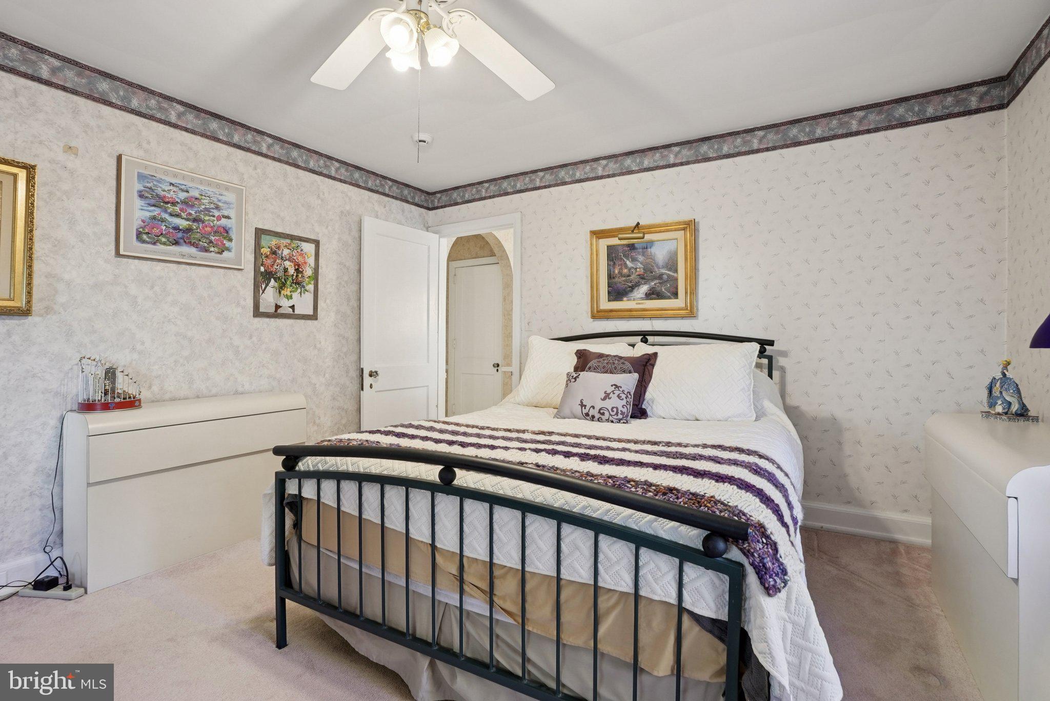 ELKINS PARK - Residential