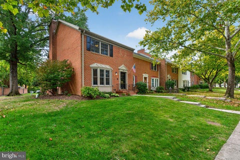 Photo of 8501 Forrester Boulevard, SPRINGFIELD, VA 22152 (MLS # VAFX2335988)