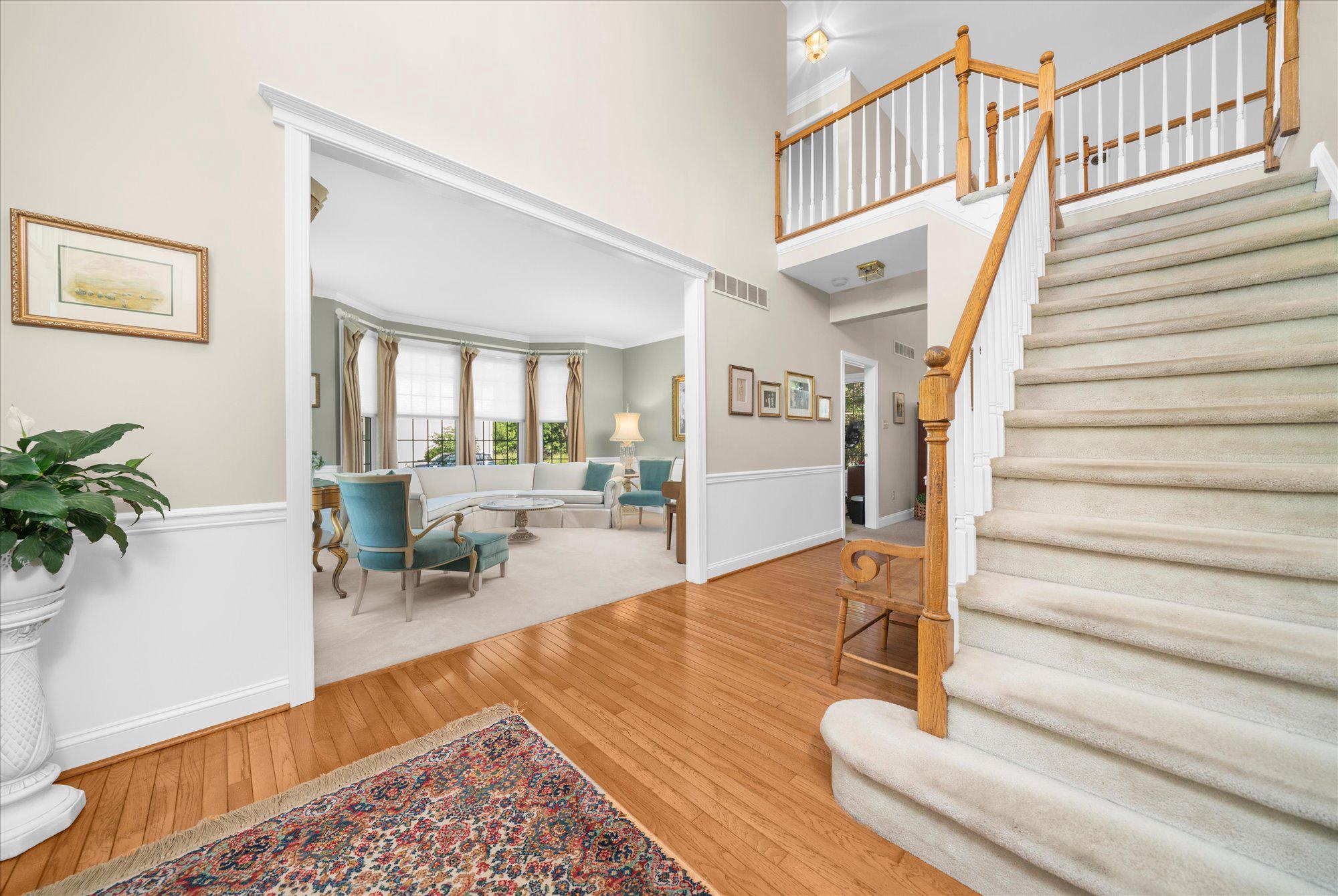 2028 FARMVIEW DRIVE