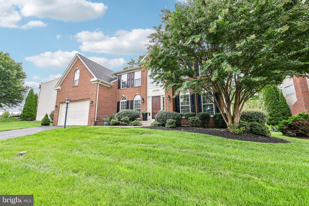 Photo of 11003 Country Club Road, NEW MARKET, MD 21774 (MLS # MDFR2088122)