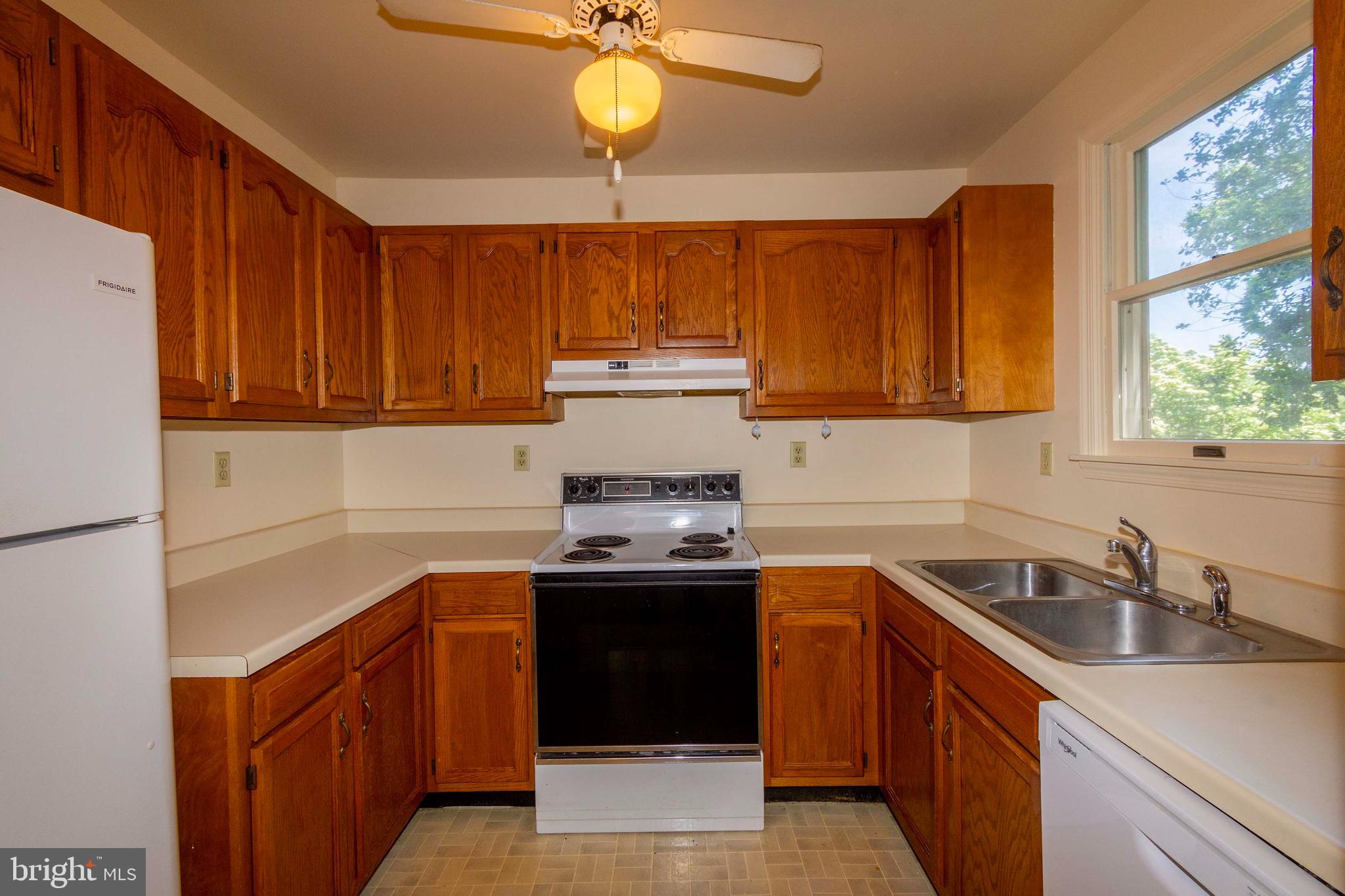 POPLAR FOREST - Residential