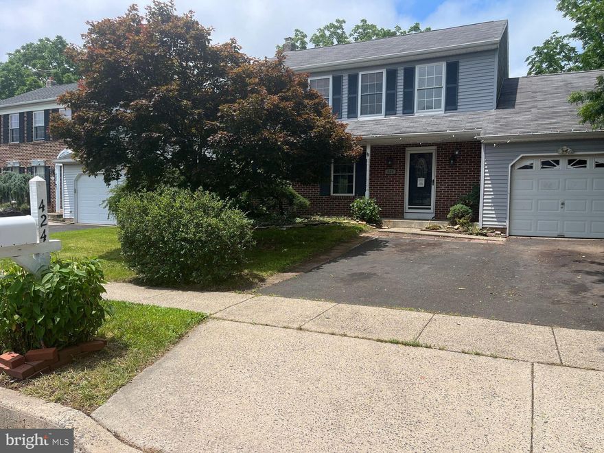 Charming 3 - Bedroom Home in Lovely Perkasie Neighborhood, Welcome to 424 Dorchester Lane --a delightful 3-bedroom, 1.5-bathroom home nestled in the sought-after Dorchester Community in Perkasie. This Property offers a perfect blend of comfort, potential and convenience Making it ideal for first-time buyers, or anyone looking to enjoy suburban living in beautiful Bucks County. 
Step inside to find a home that needs your love, Main level has a spacious living room, Dining area and a functional eat in kitchen with ample cabinet space, a Den which leads out to the rear deck, The powder room completes the 1st Floor of this home. Upstairs, you will find three generously sized bedrooms and a full hall bath. 
Additional highlights include unfinished basement with lots of potential, Large rear yard, attached garage, covered front porch. 
Located just minutes from downtown Perkasie's shops, restaurants, parks and walking trails, This home offers small town charm with convenient access to major roadways, Go check it out. Sold As-IS.
Offers to be submitted via Bidonhomes  platform.  This property is a great candidate for a 203k Home loan. Carpet in the Den has been replaced.