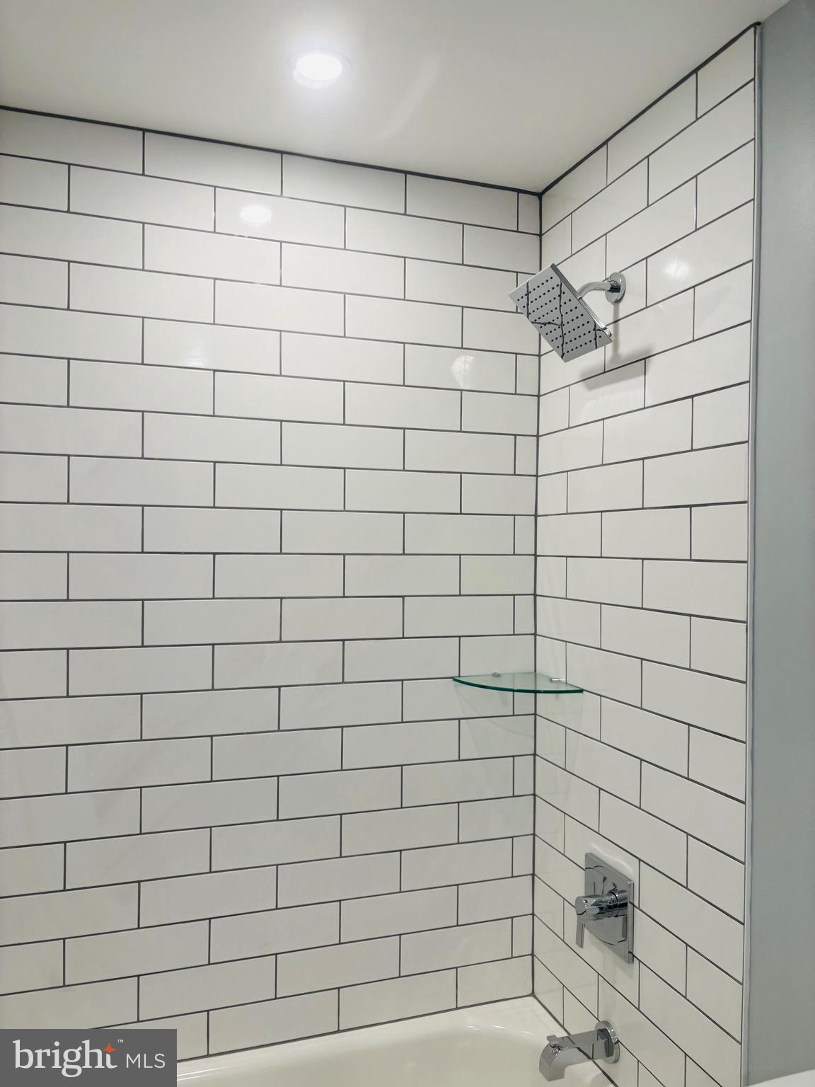 WEST KENSINGTON - Residential