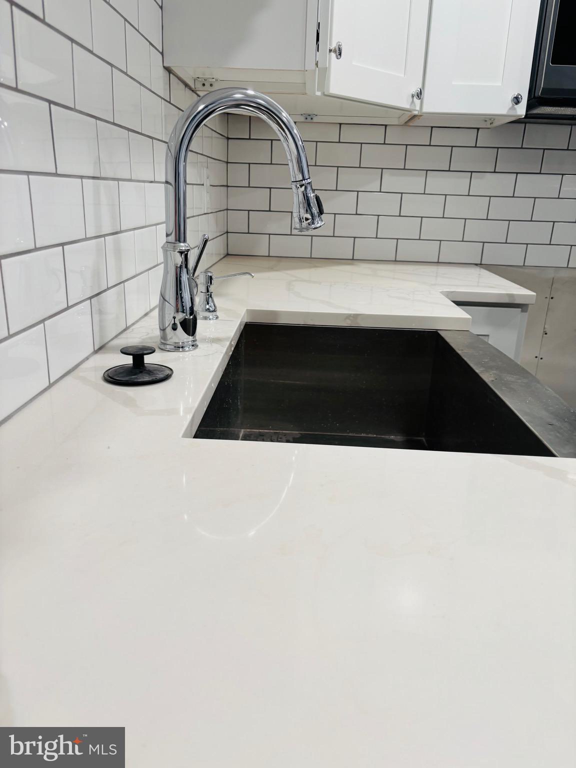 WEST KENSINGTON - Residential