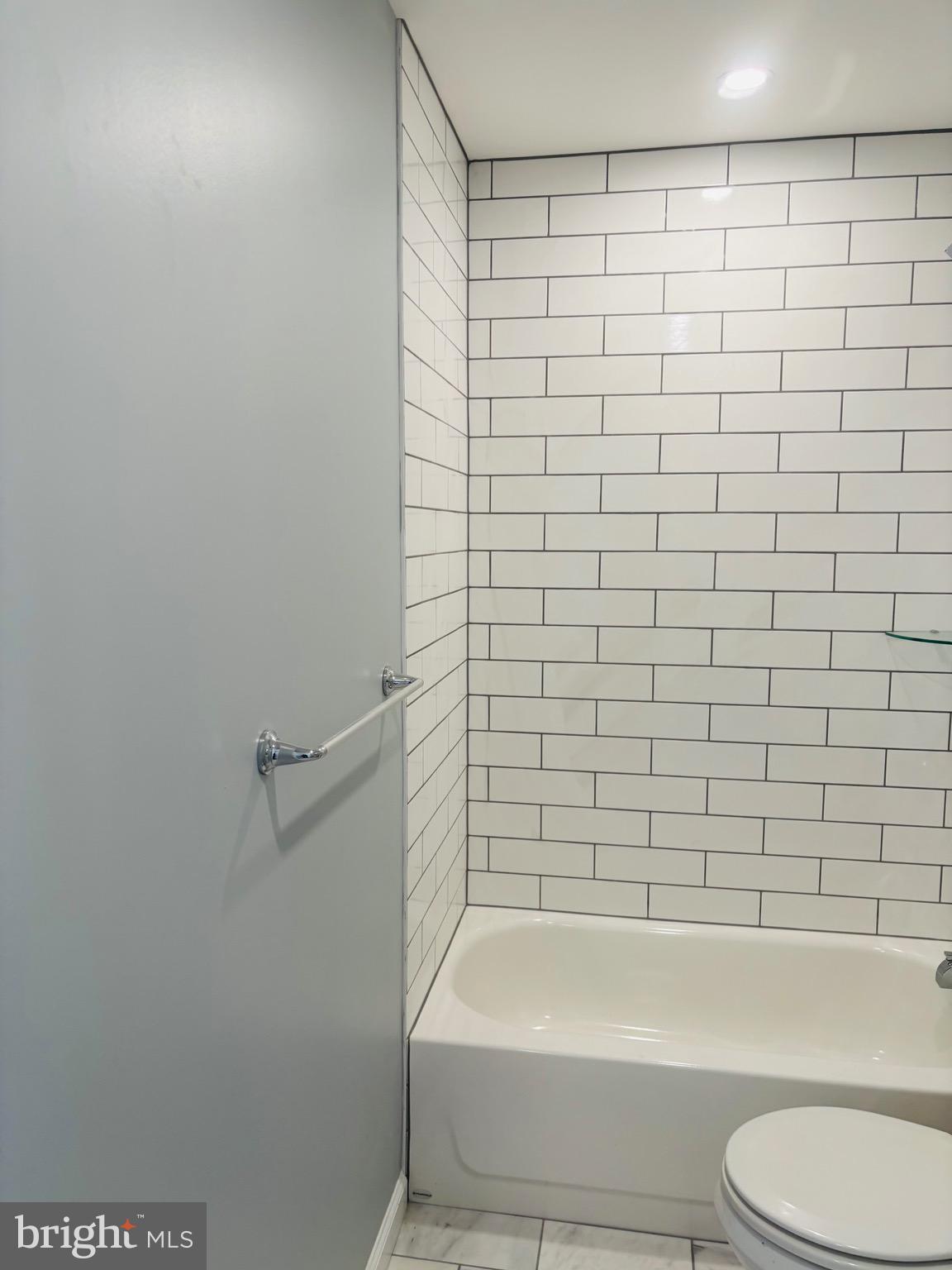 WEST KENSINGTON - Residential