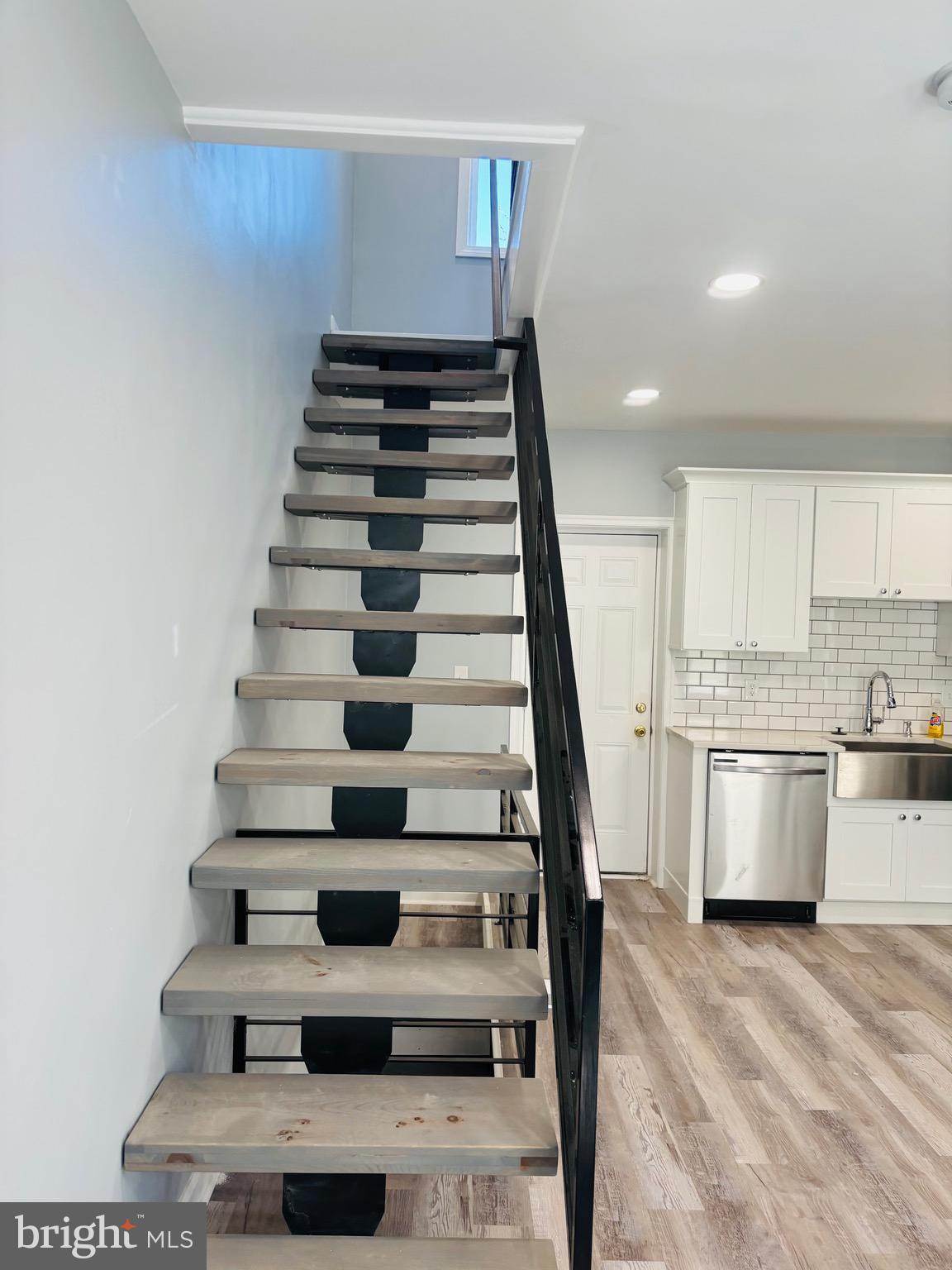 WEST KENSINGTON - Residential