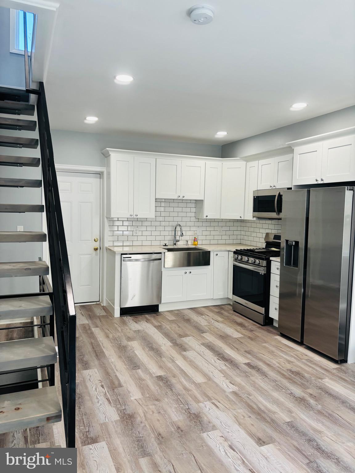 WEST KENSINGTON - Residential