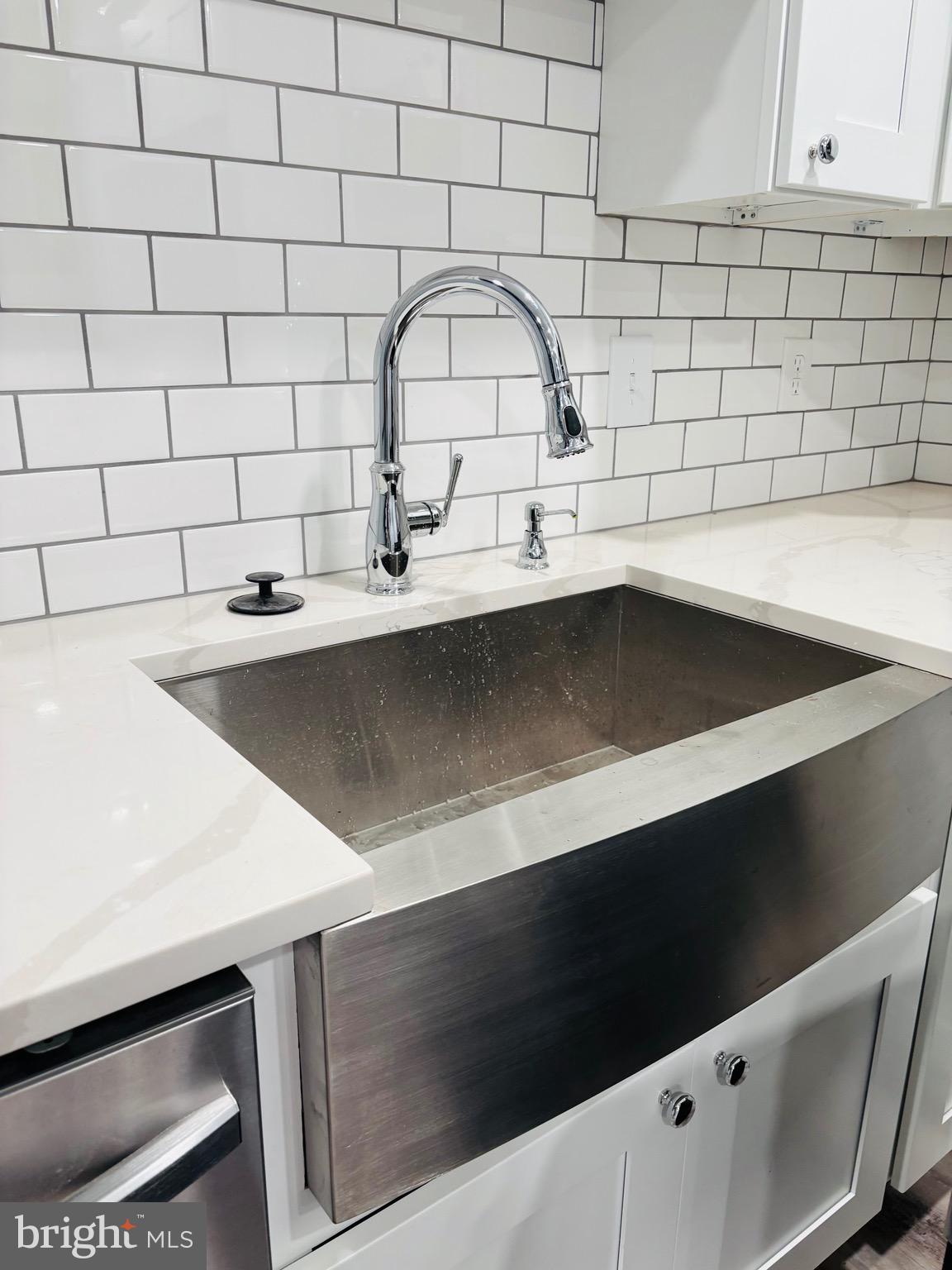WEST KENSINGTON - Residential