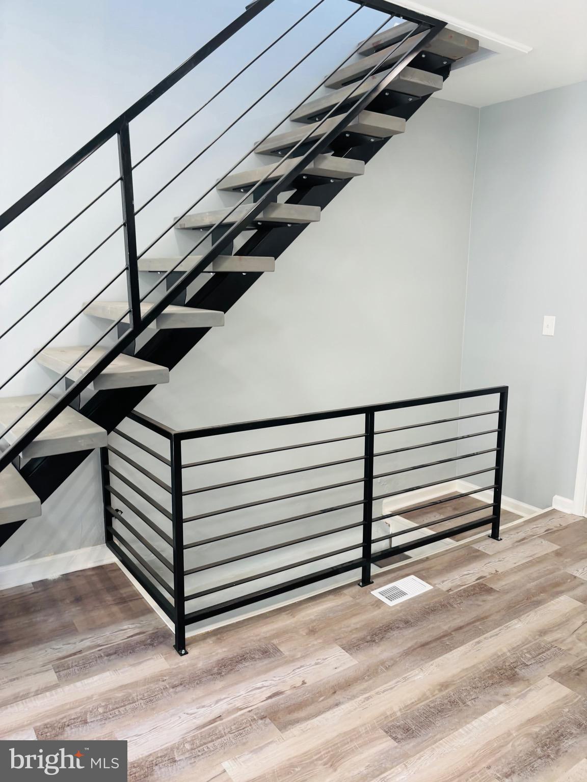 WEST KENSINGTON - Residential