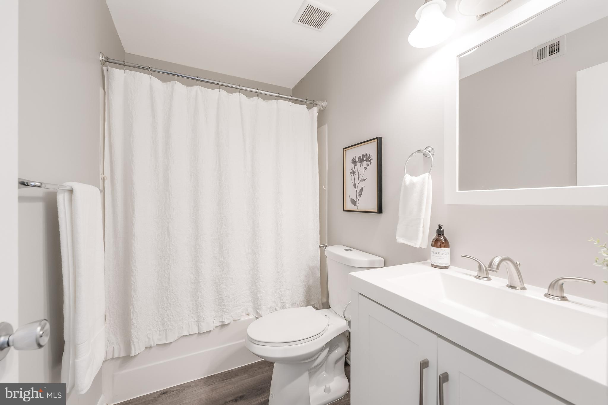 WOODWINDS TWO - Residential