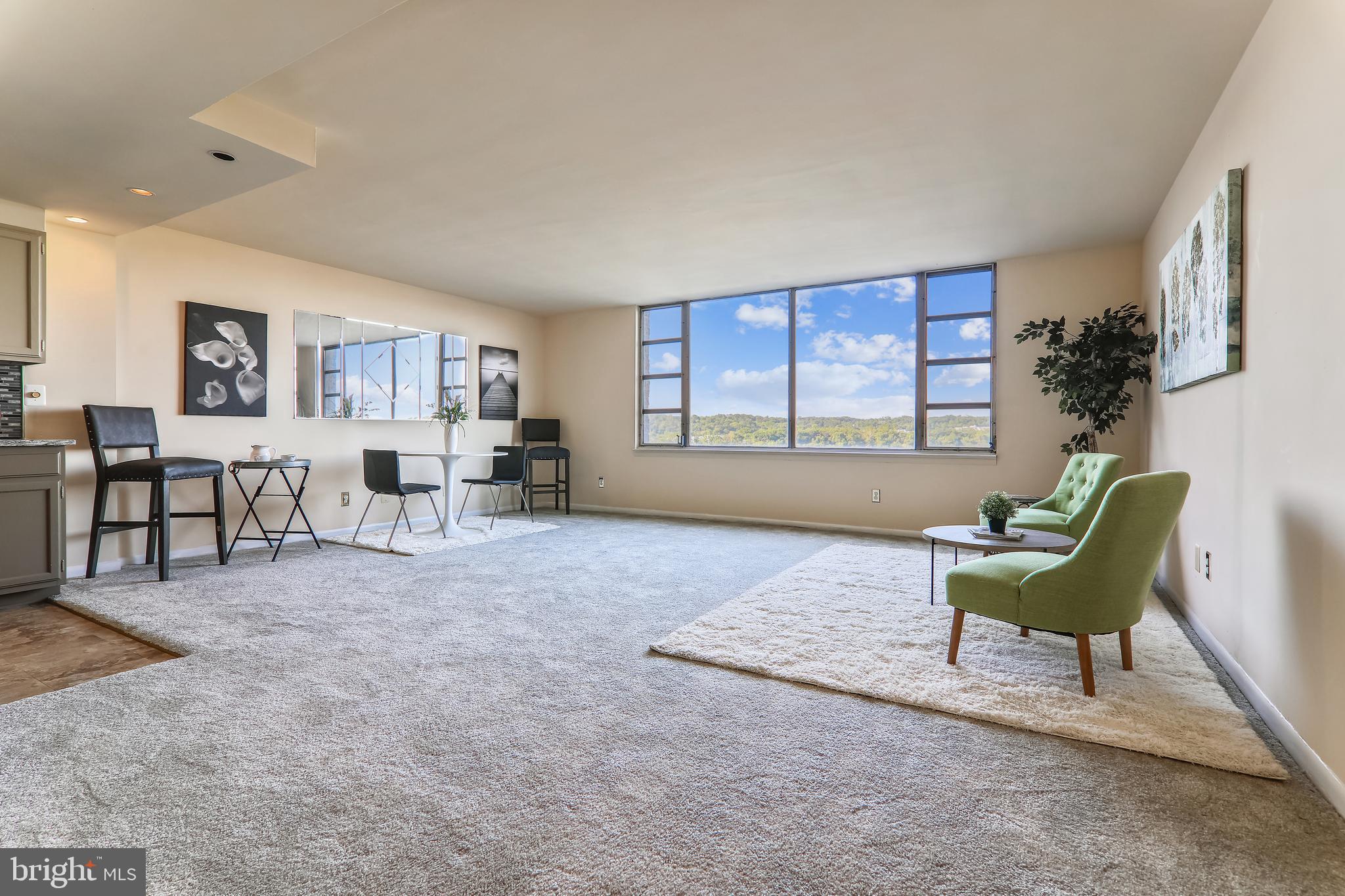 FORTY SIX HUNDRED - Residential