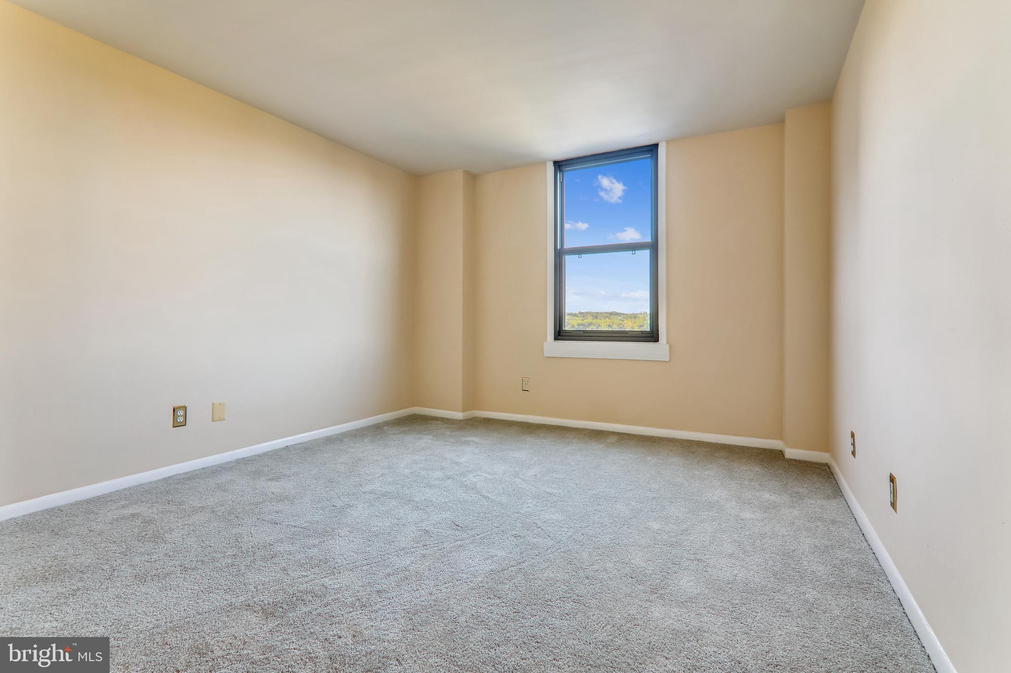 FORTY SIX HUNDRED - Residential