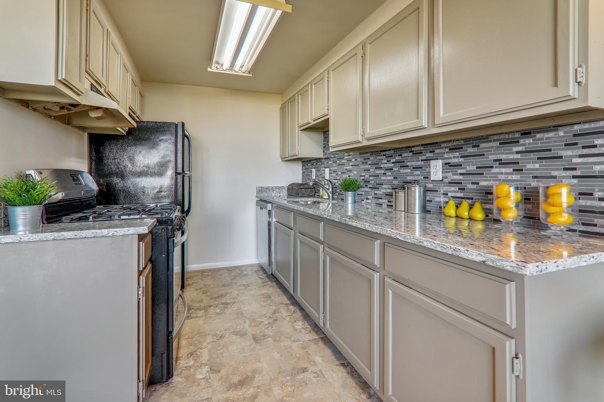 FORTY SIX HUNDRED - Residential