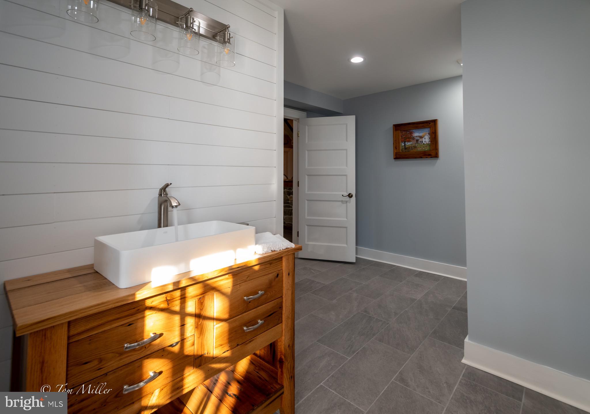 DOVE HILL ESTATES - Residential