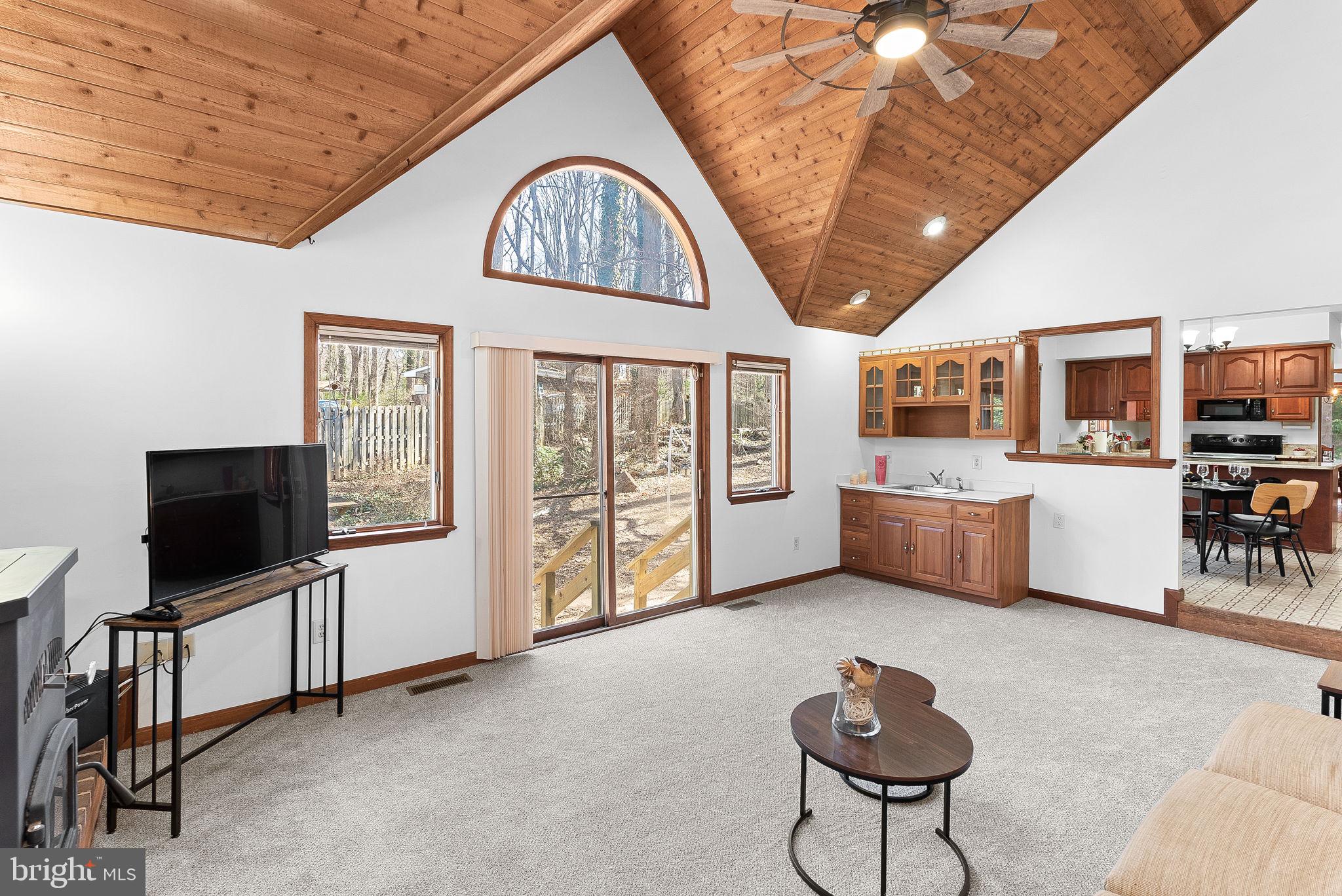 HUMMER WOODS ESTATES - Residential